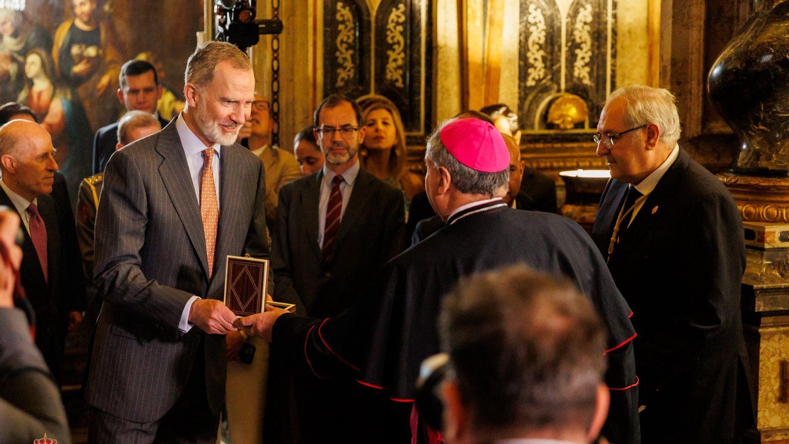 Entrega de la Medalla de Hermano Mayor Perpetuo Honorario de la Hermandad Patronal, Mayo 2025