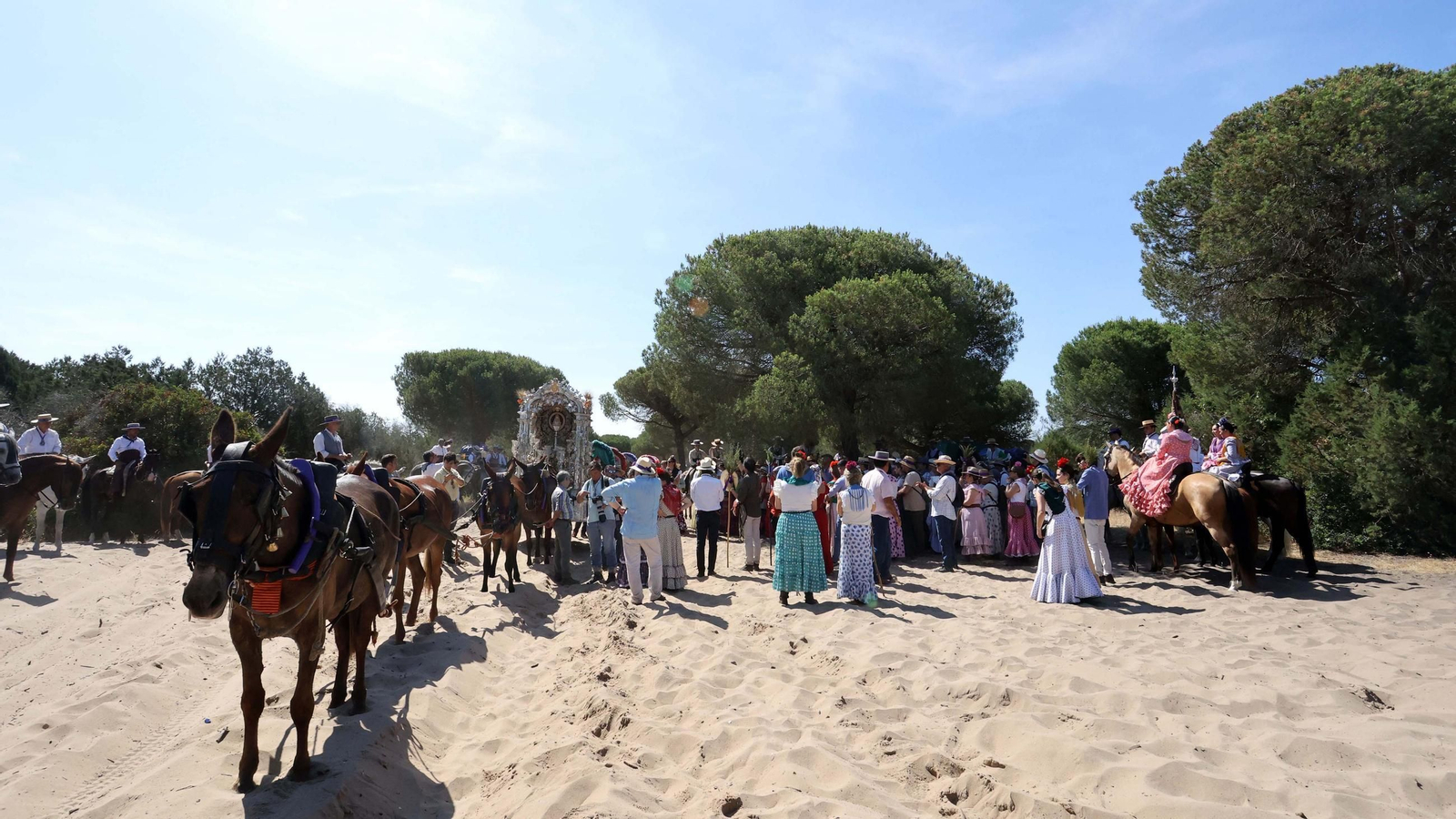 Jueves de camino de la Hdad de Jerez por el Coto Doñana