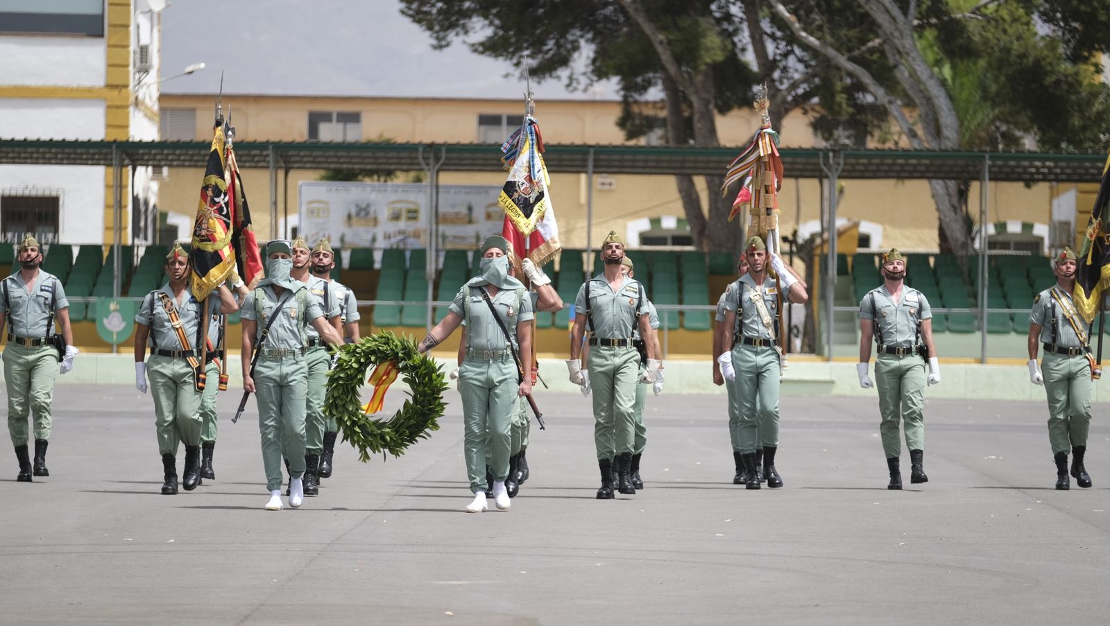 Visita de la Ministra de Defensa Margarita Robles a La Legión Española, en Viator