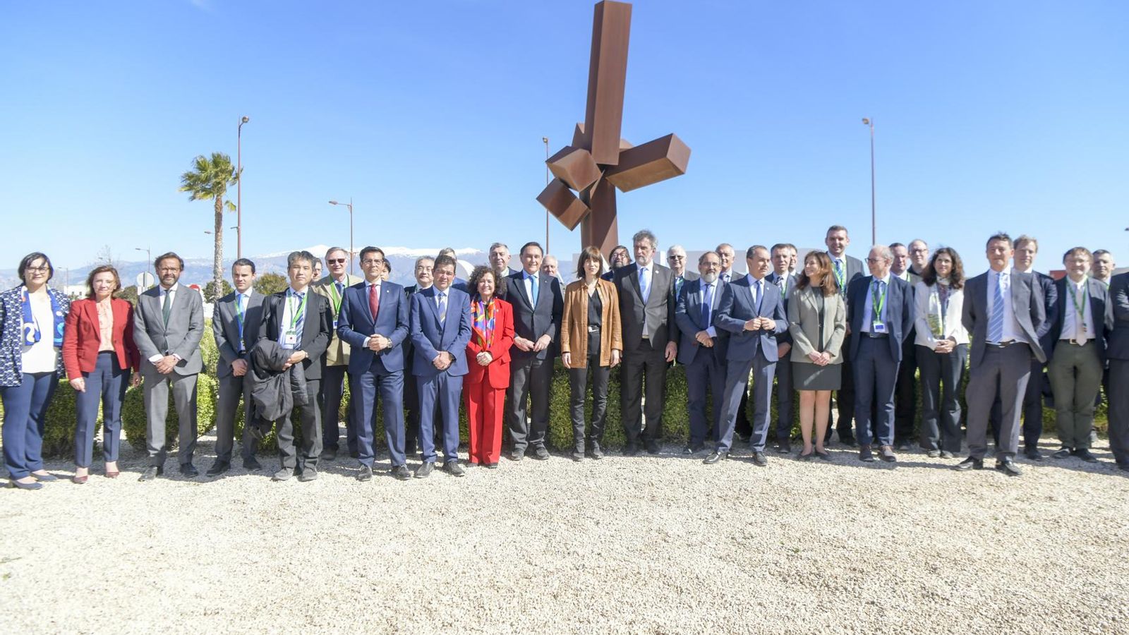 Visita de las autoridades a Escúzar el pasado marzo.