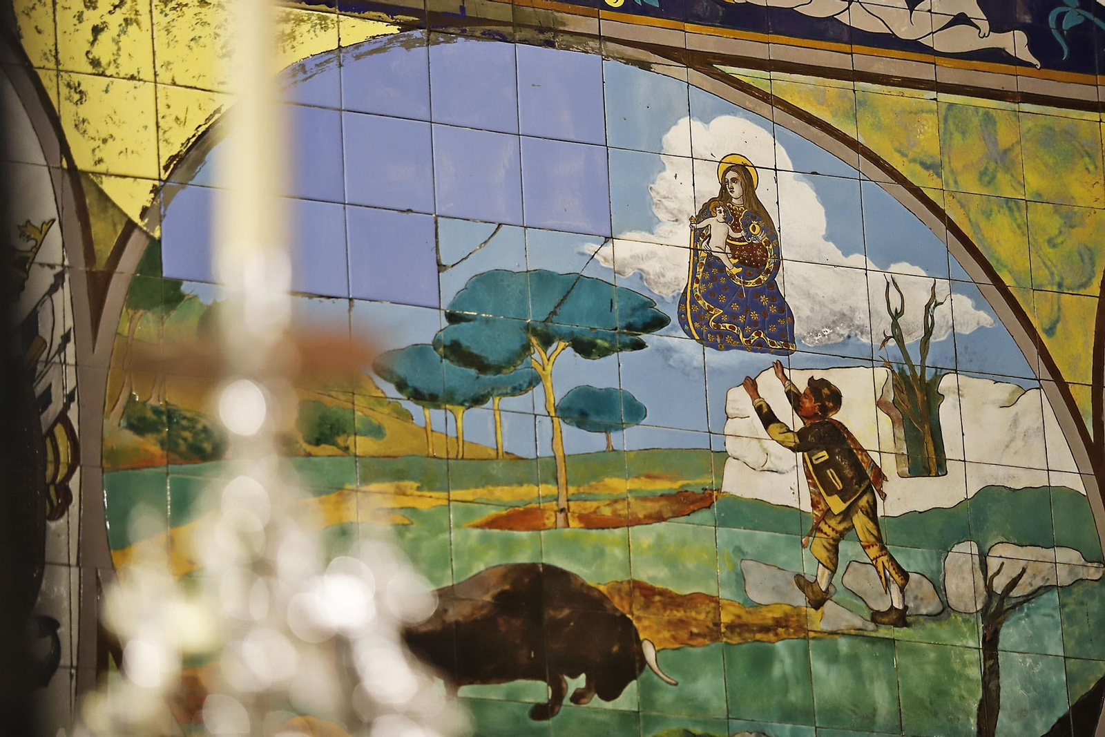 Imágenes de la Santa misa e imposición de medallas a los nuevos hermanos en la CInta