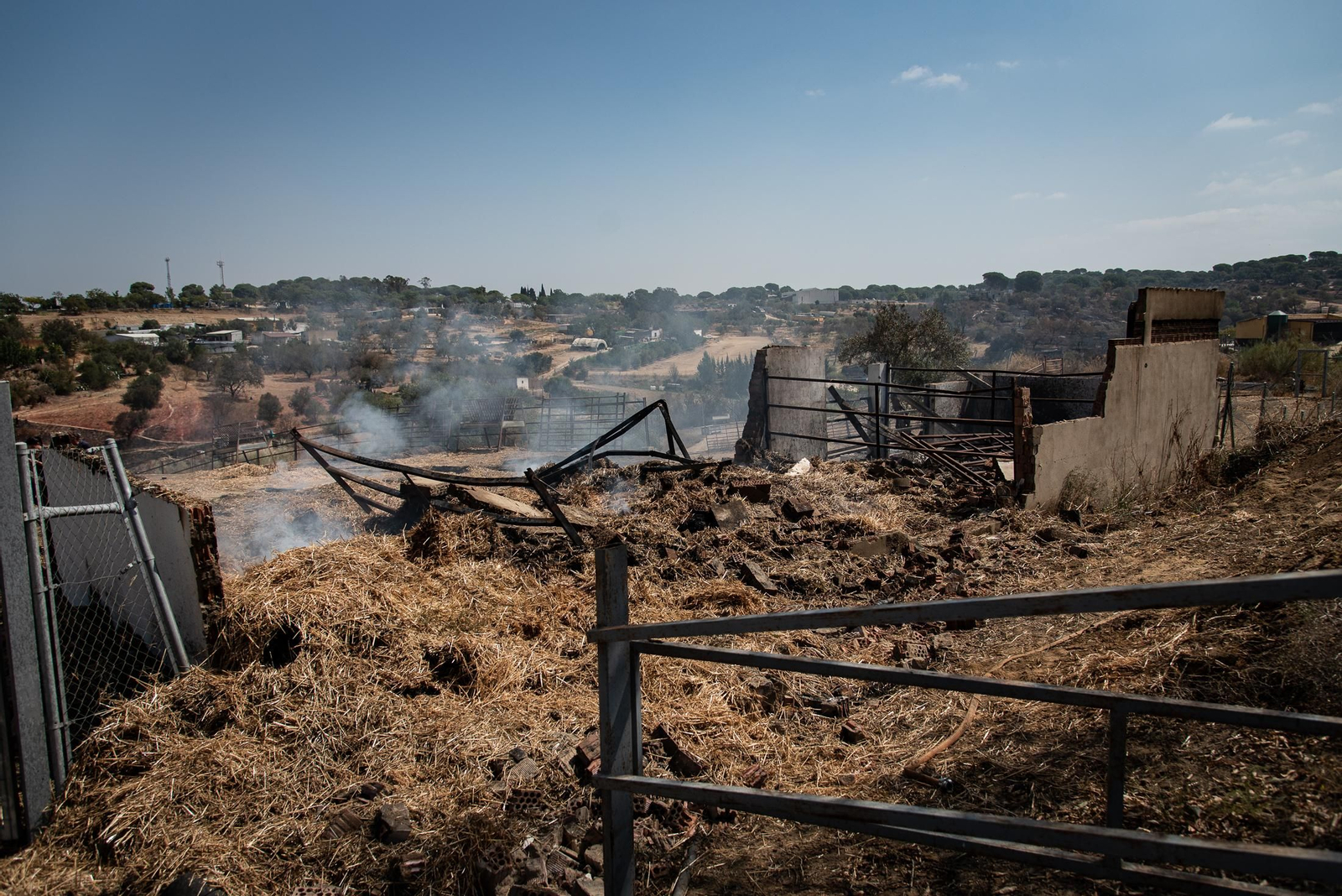 Imágenes de los destrozos causados por el incendio de Lucena del Puerto