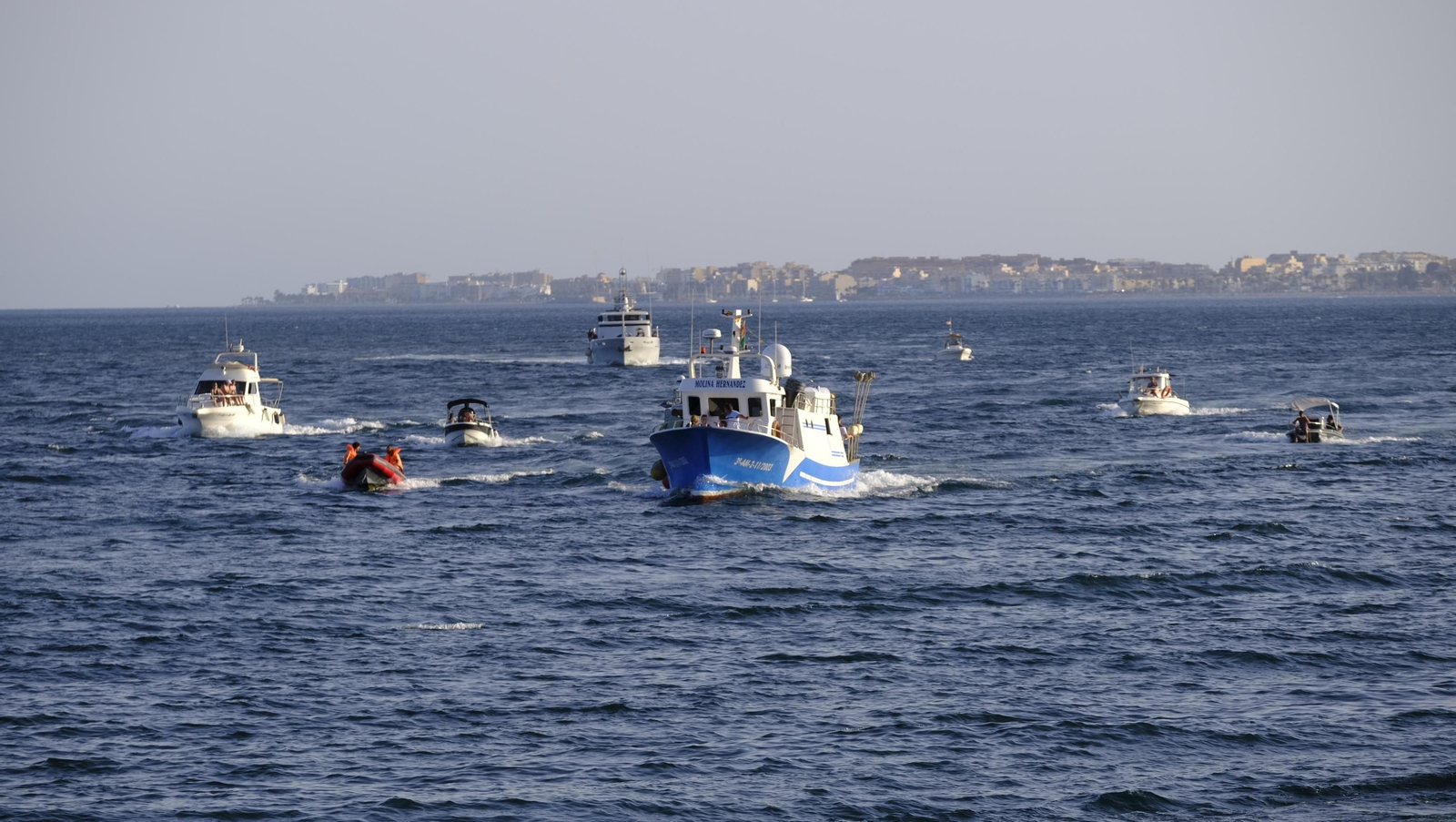 Procesión marinera  de la Virgen del Carmen en Aguadulce