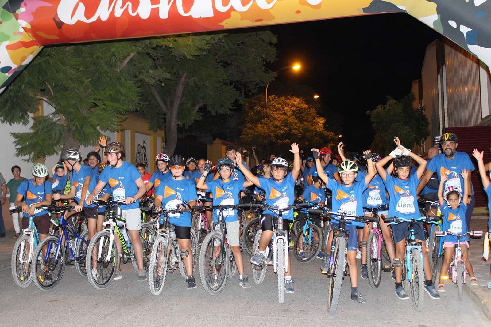 La XXX Marcha de la Luna Llena en Montilla, en imágenes