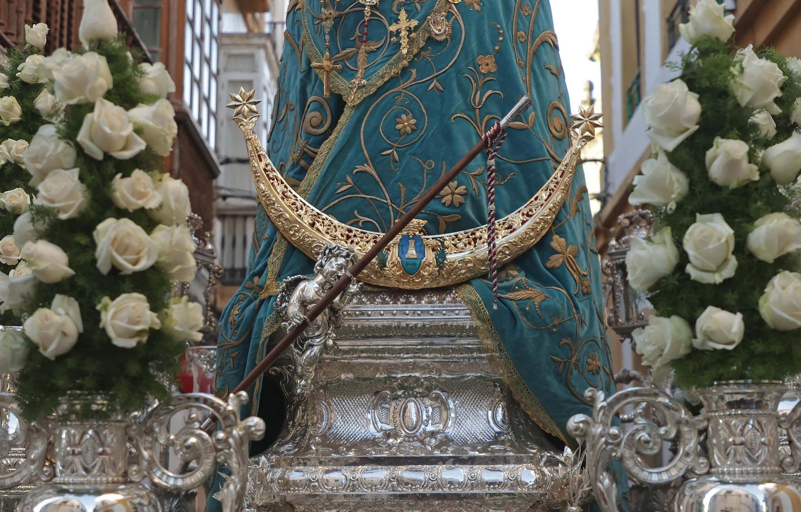 Fotos de la procesión conmemorativa del 275 aniversario del patronazgo de la Virgen de la Luz en Tarifa