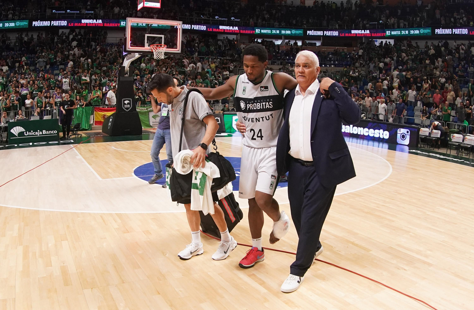 El Unicaja-Joventut, en fotos