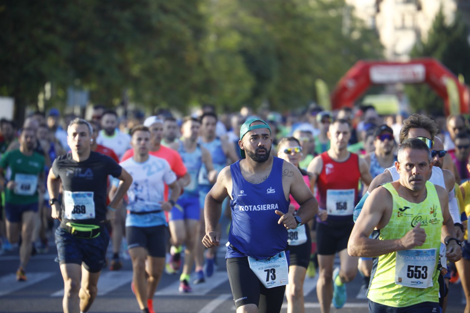 La XXXVI Media Maratón Córdoba-Almodóvar del Río, en imágenes