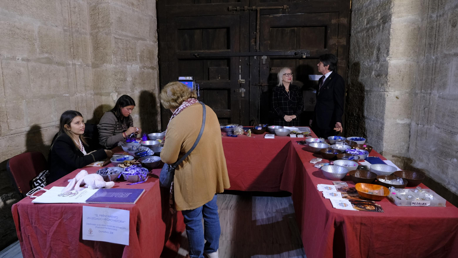 Imágenes del Besapiés de Jesús Cautivo de Medinaceli, en la Catedral de Almería