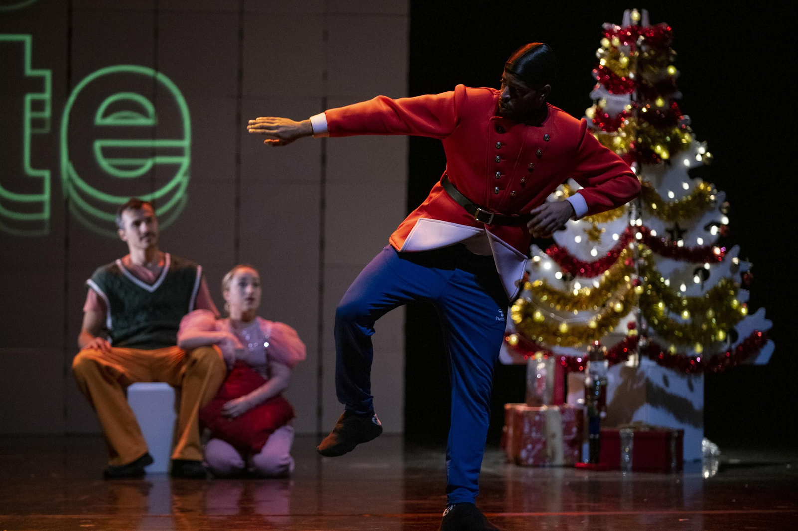 Así es la versión hip hop de 'El Cascanueces', de la granadina Blanca Li