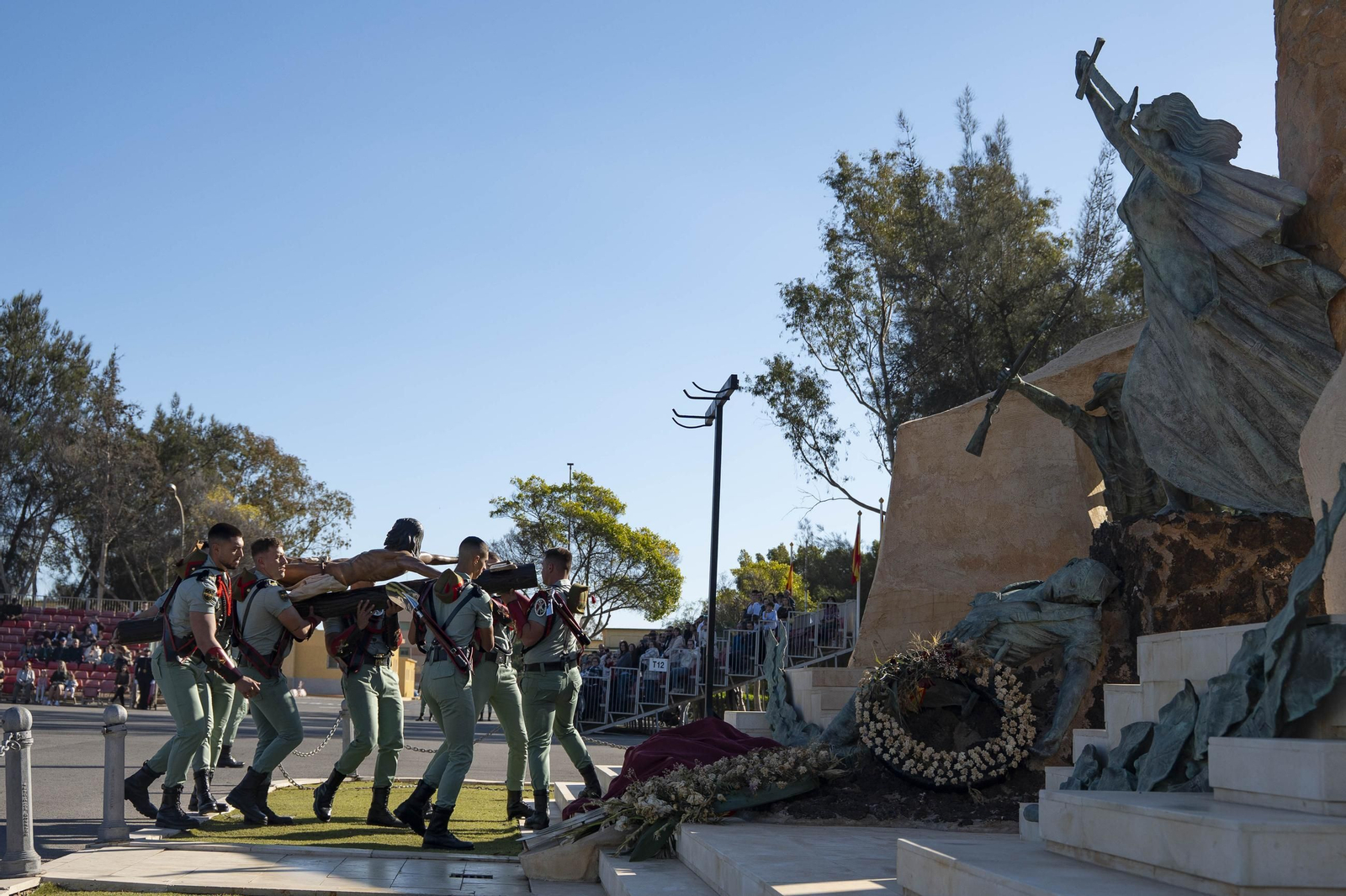Así conmemora el día de la Inmaculada Concepción la Brigada de la Legión en Almería y despide al contingente que parte a Eslovaquia