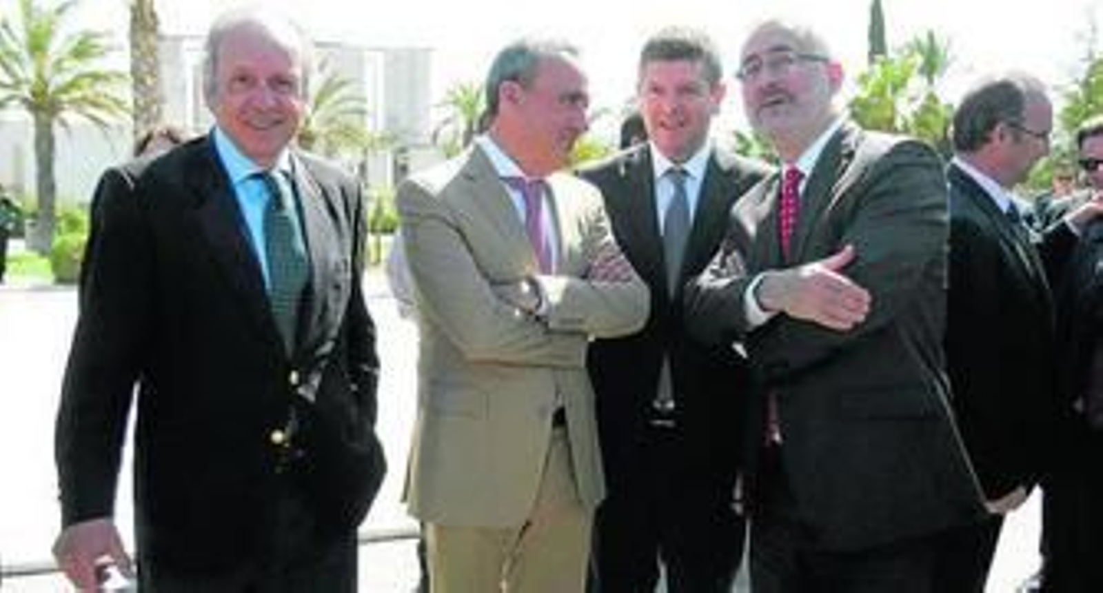 José Luis Marín, presidente de Endesa G&T; Francisco Martínez-Cosentino, presidente de Grupo Cosentino; Fernando Bergasa, consejero delegado de Endesa G&T; y Antonio Ávila, consejero de Economía.