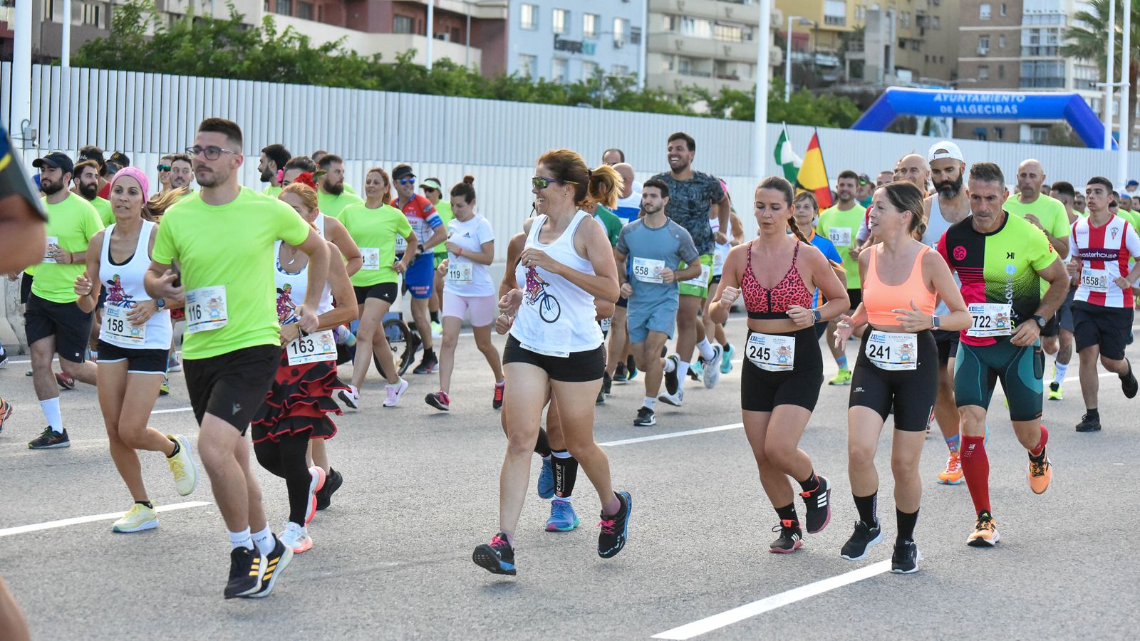 Búscate en la galeria de adultos de la XXI Carrera Popular Puerto Bahía de Algeciras