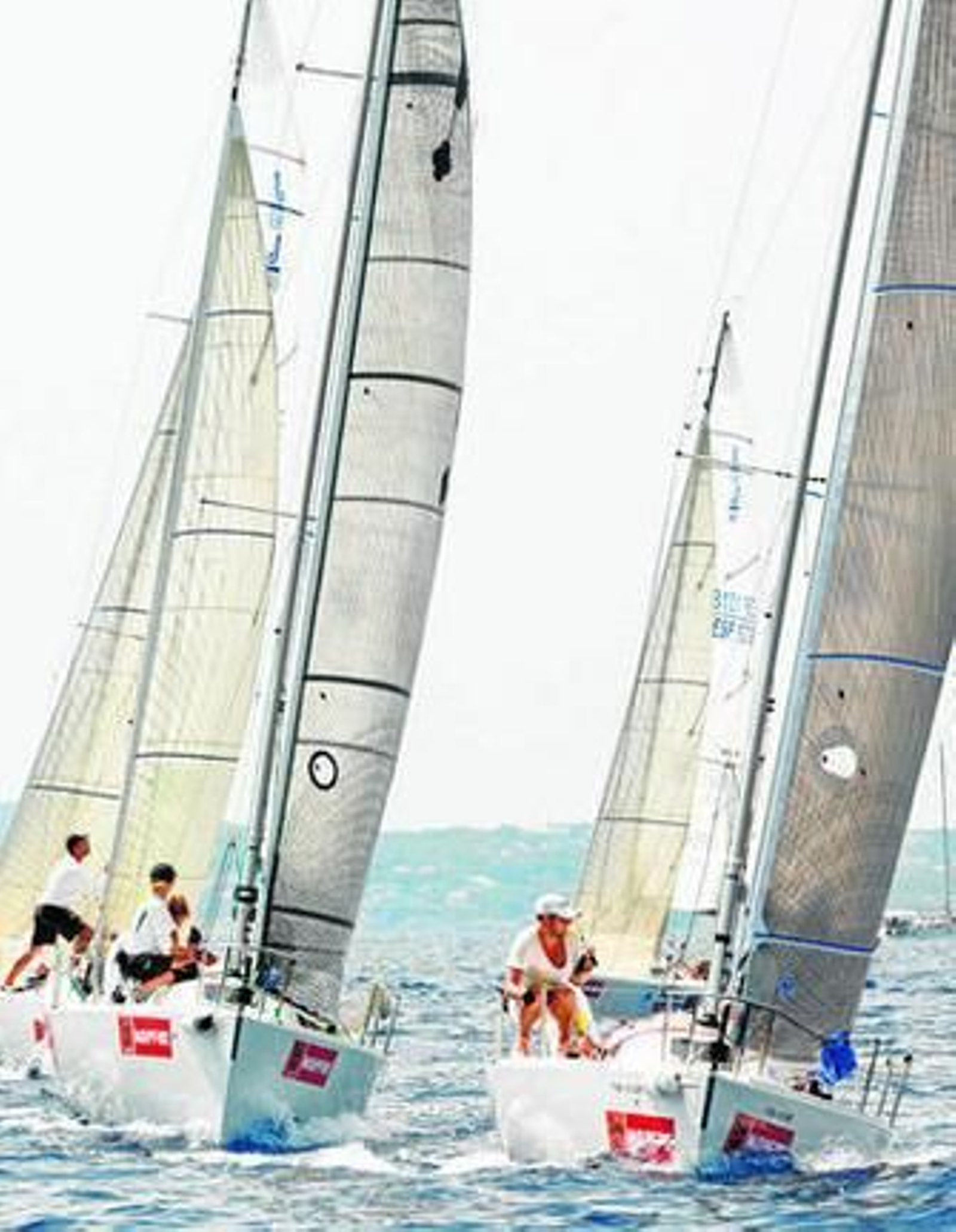 La flota navegó ayer con vientos de baja intensidad en todos los campos de regata de la Bahía de Palma.
