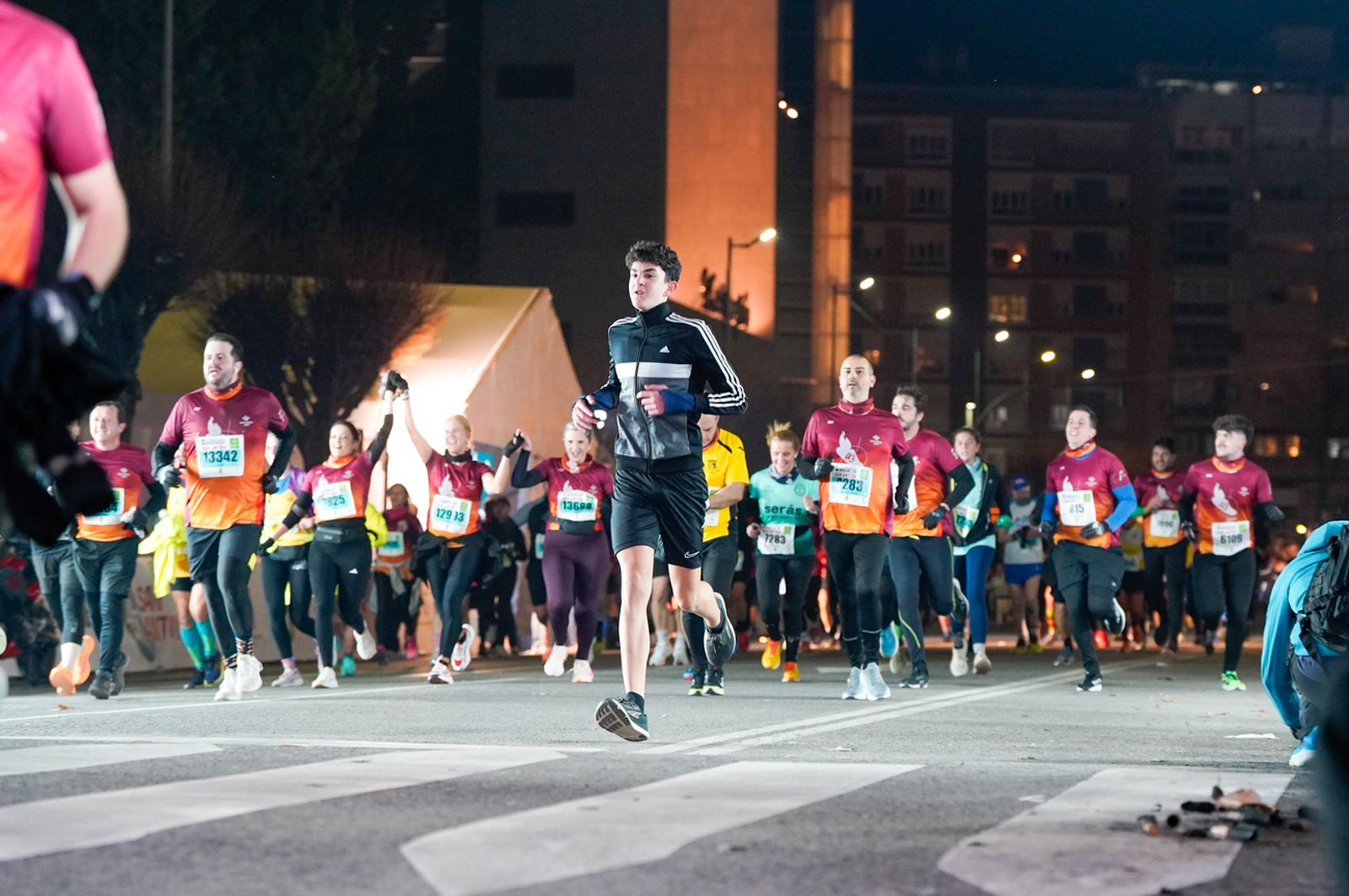 En imágenes: búscate en tu llegada a meta de la Carrera de San Antón 2026 (18)