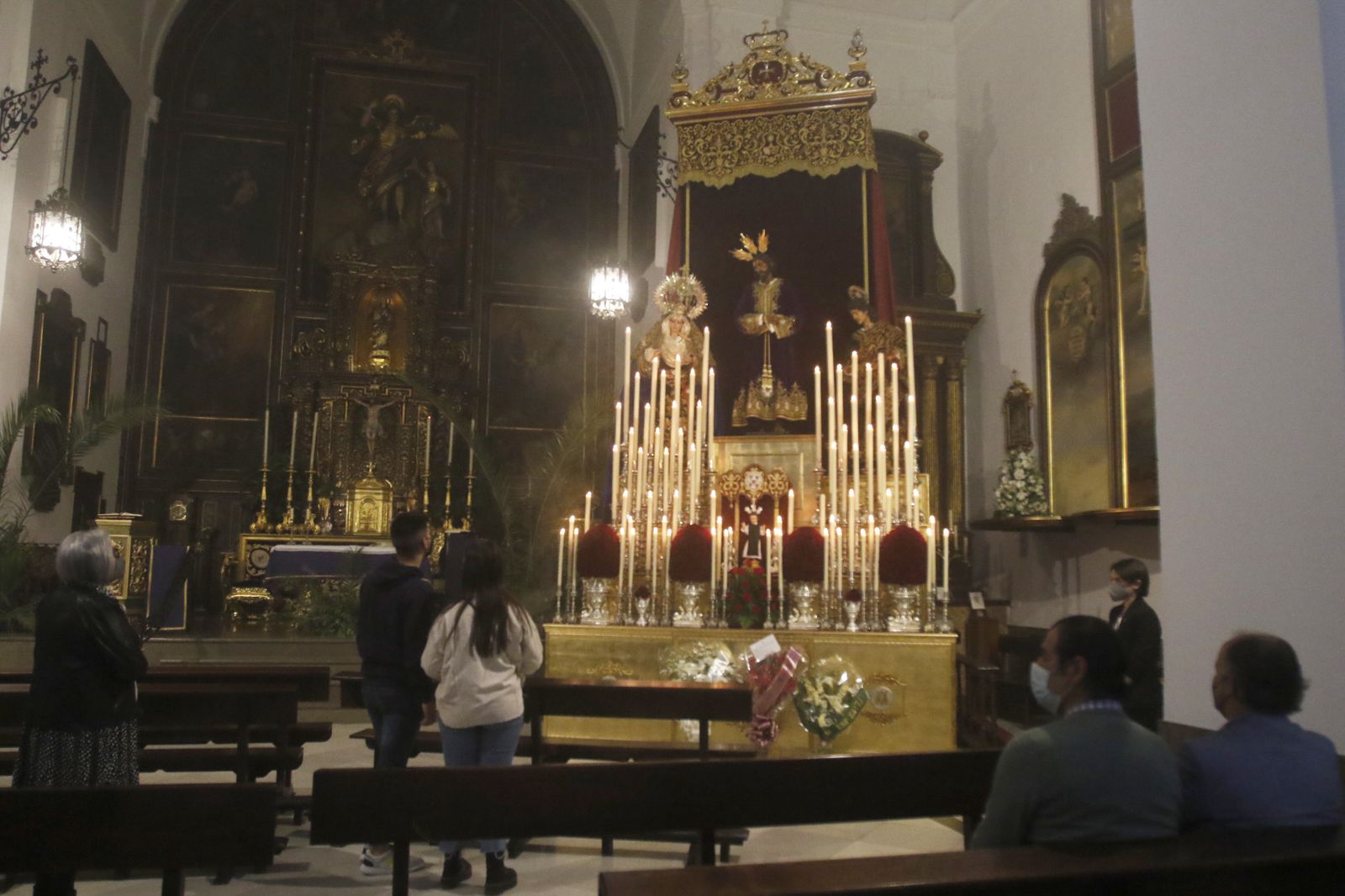 El Martes Santo de la Semana Santa de Córdoba, en fotografías