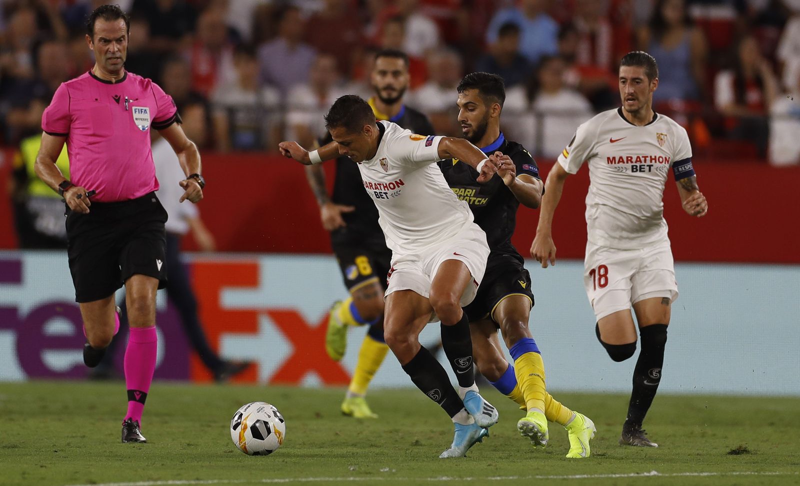 Las fotos del Sevilla-Apoel