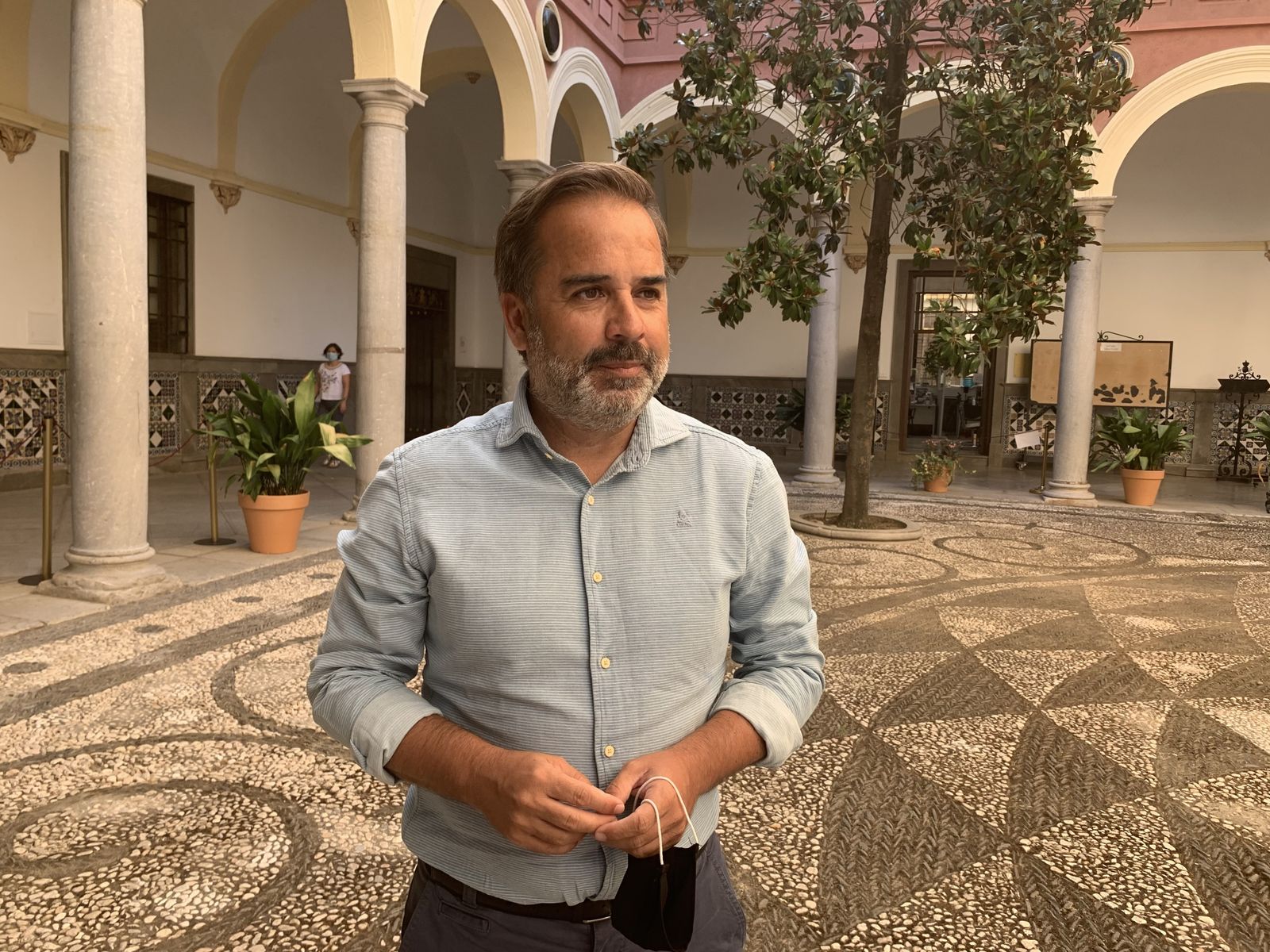 El PSOE tilda de "ridículo" el plan turístico de máquinas de sonidos y olores en el Albaicín