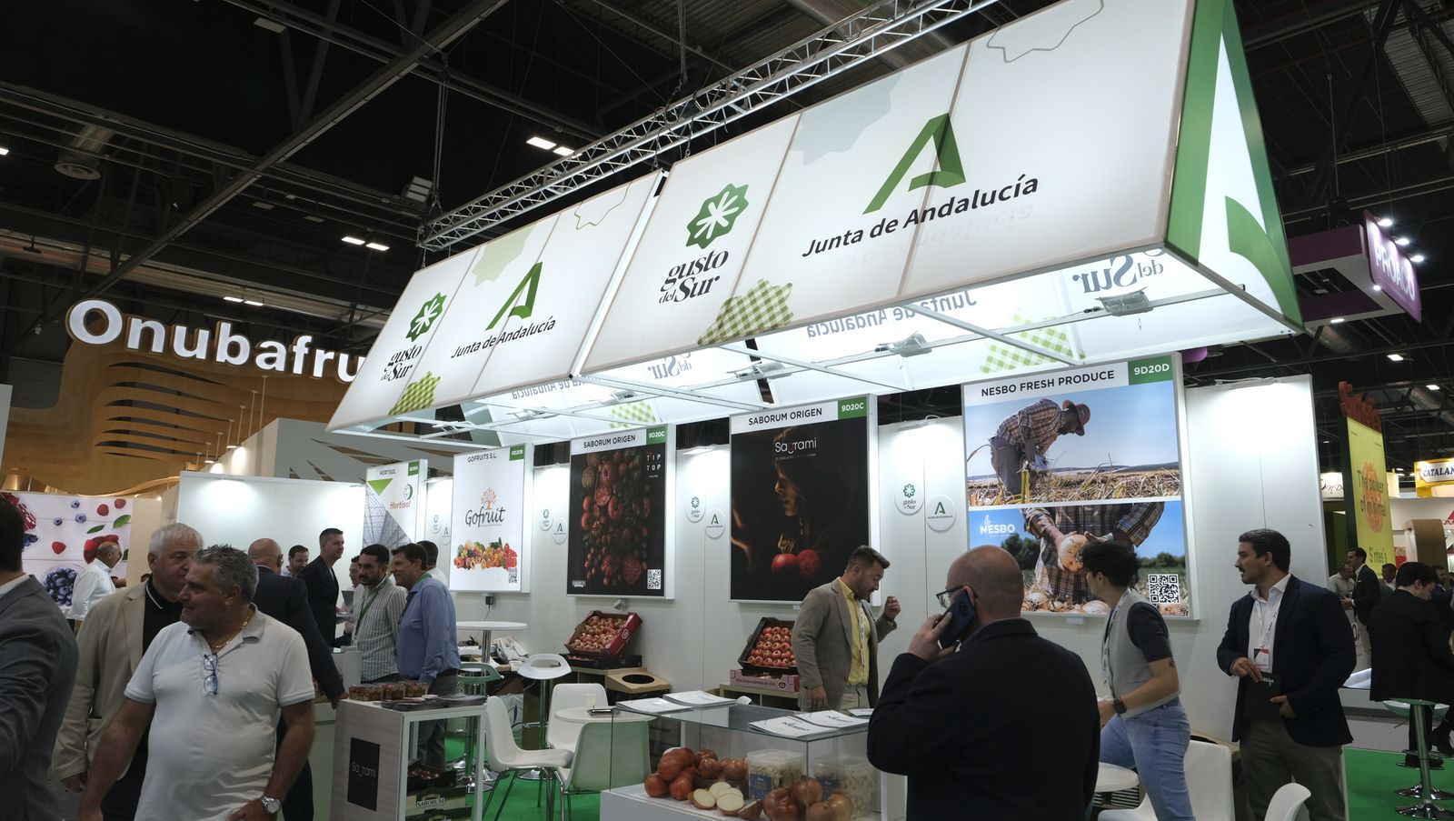 Imágenes del primer día de Fruit Attraction en Madrid