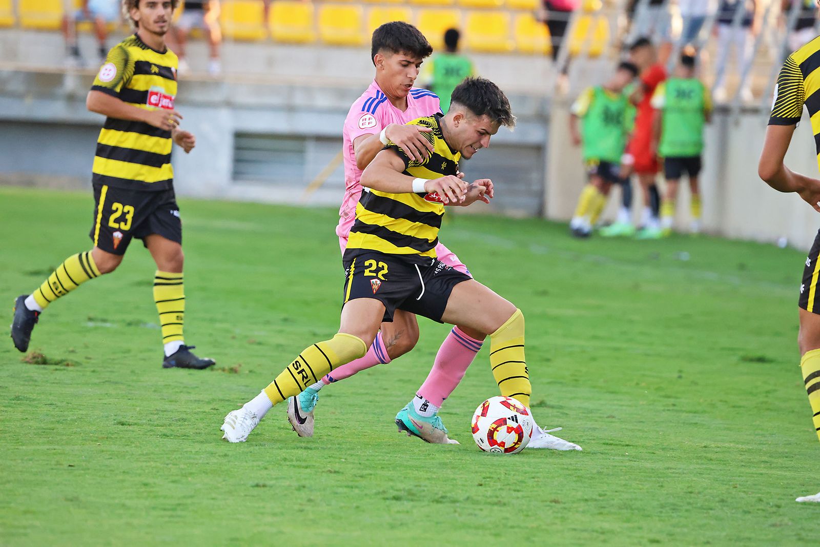 Imágenes del Trofeo de la Bella entre el San Roque de Lepe y el Recreativo de Huelva