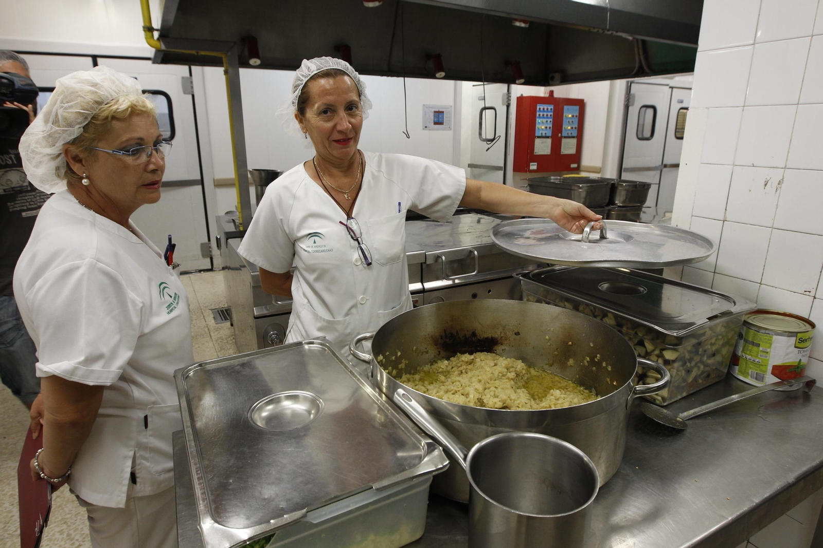 Cocineras de Torrecárdenas durante una jornada de trabajo.