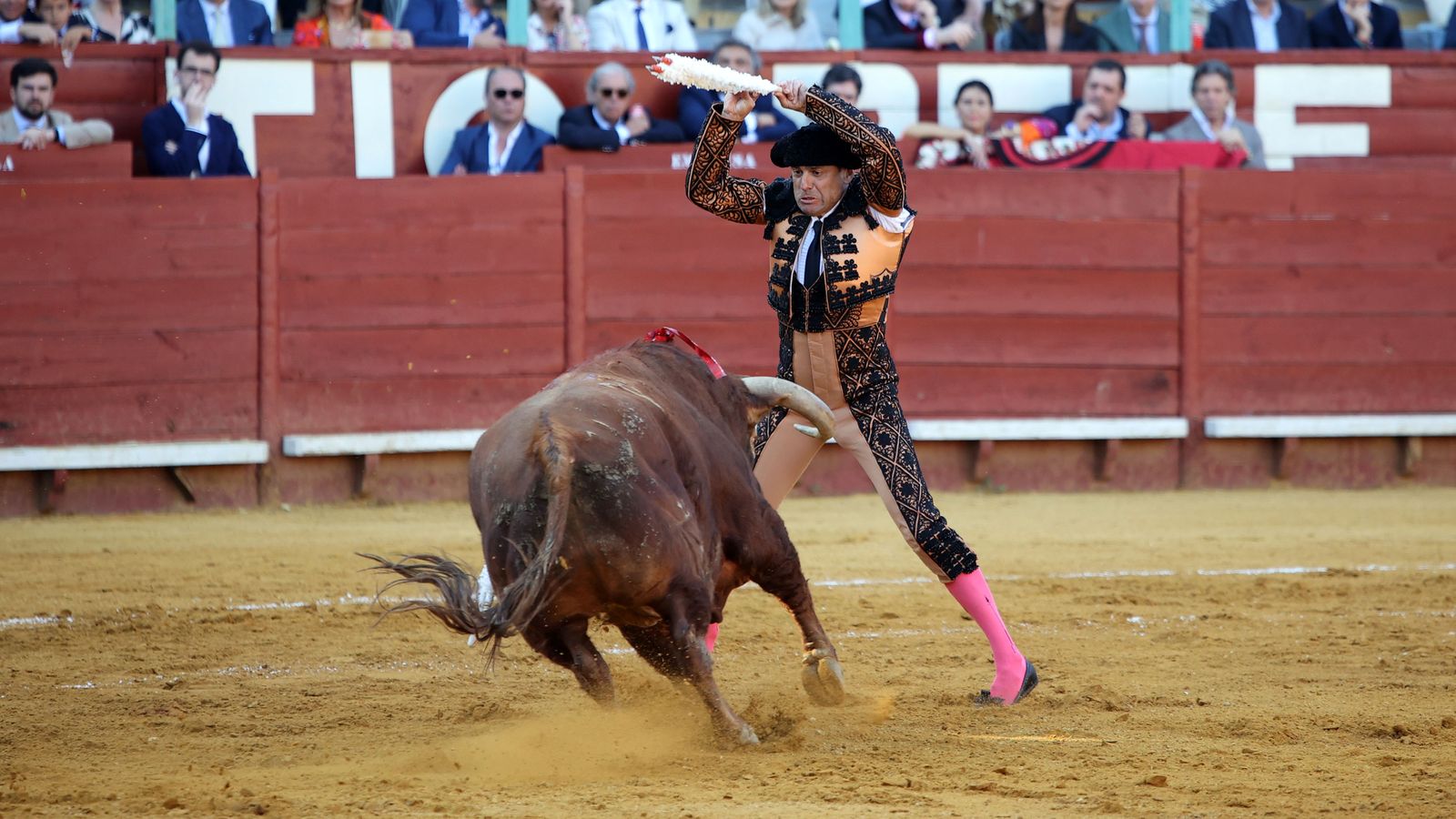 Última tarde de toros de la Feria de Jerez 2024 con Morante, Manzanares y Castella