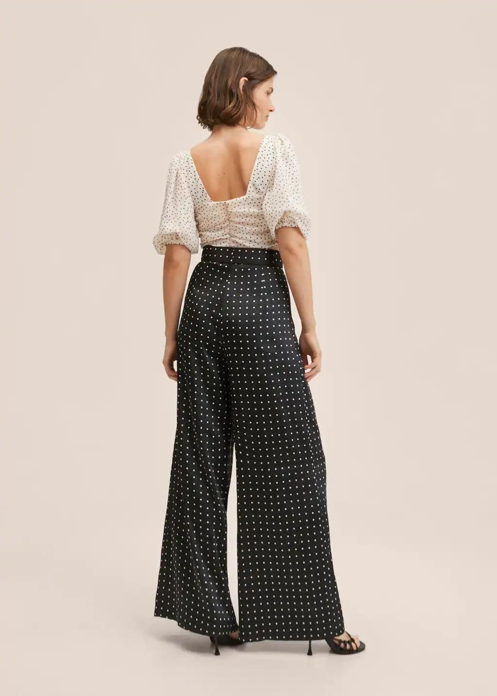 Conjunto de lunares de Mango.