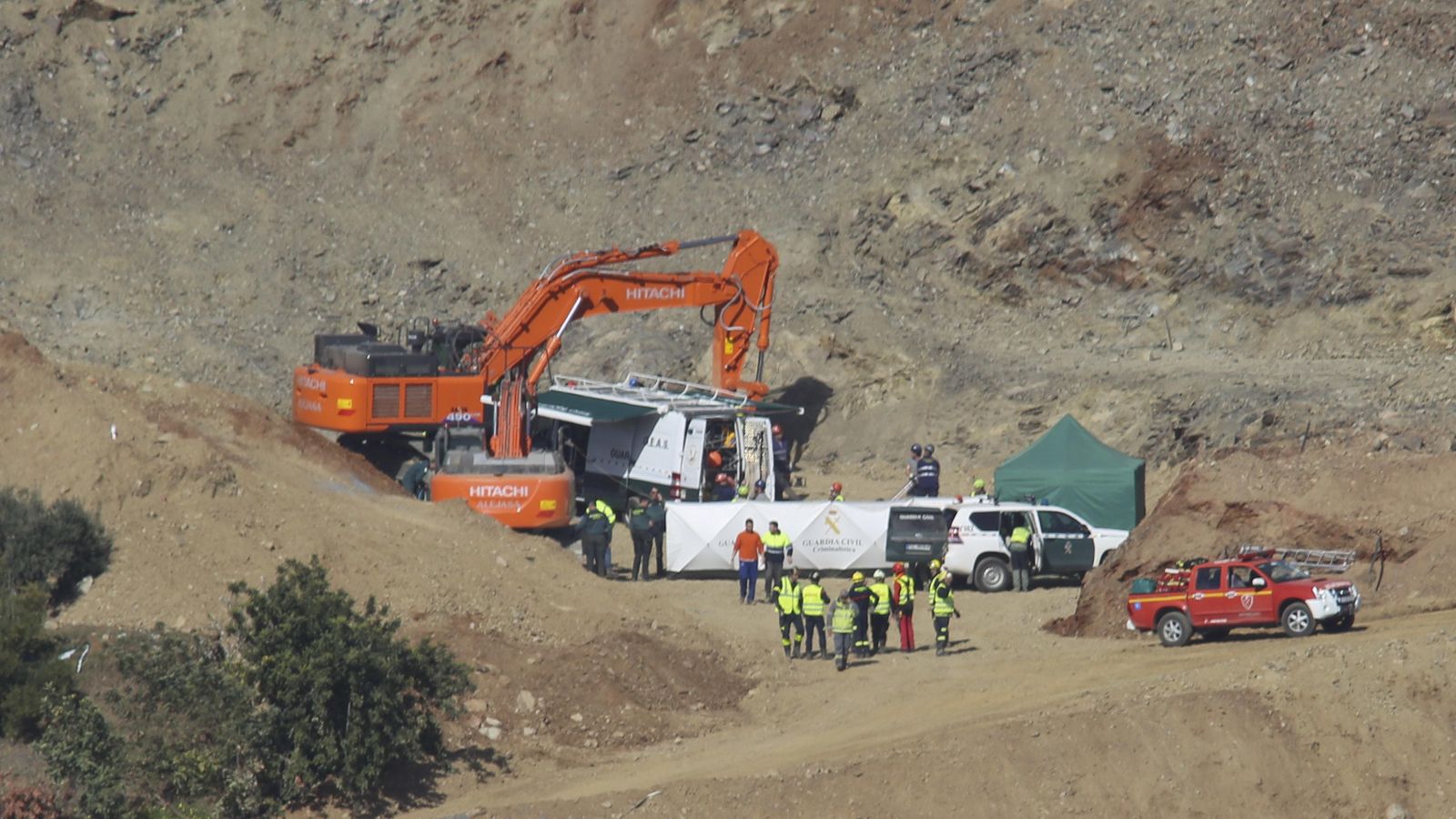 Trabajos previos para que los mineros entraran al túnel.