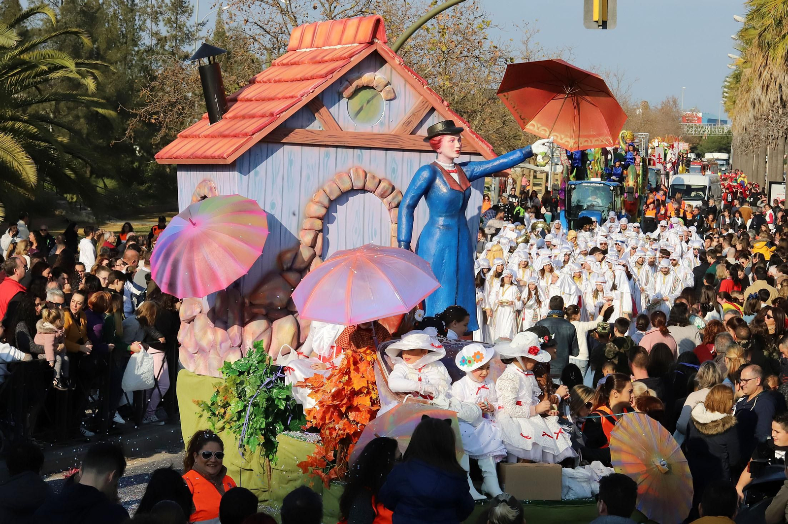 Imágenes de la cabalgata de los Reyes Magos de Huelva