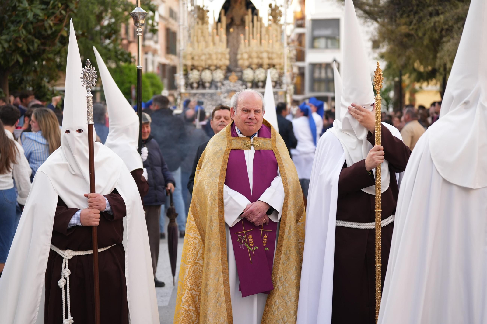 La procesión de Pasión en el Lunes Santo de Lucena