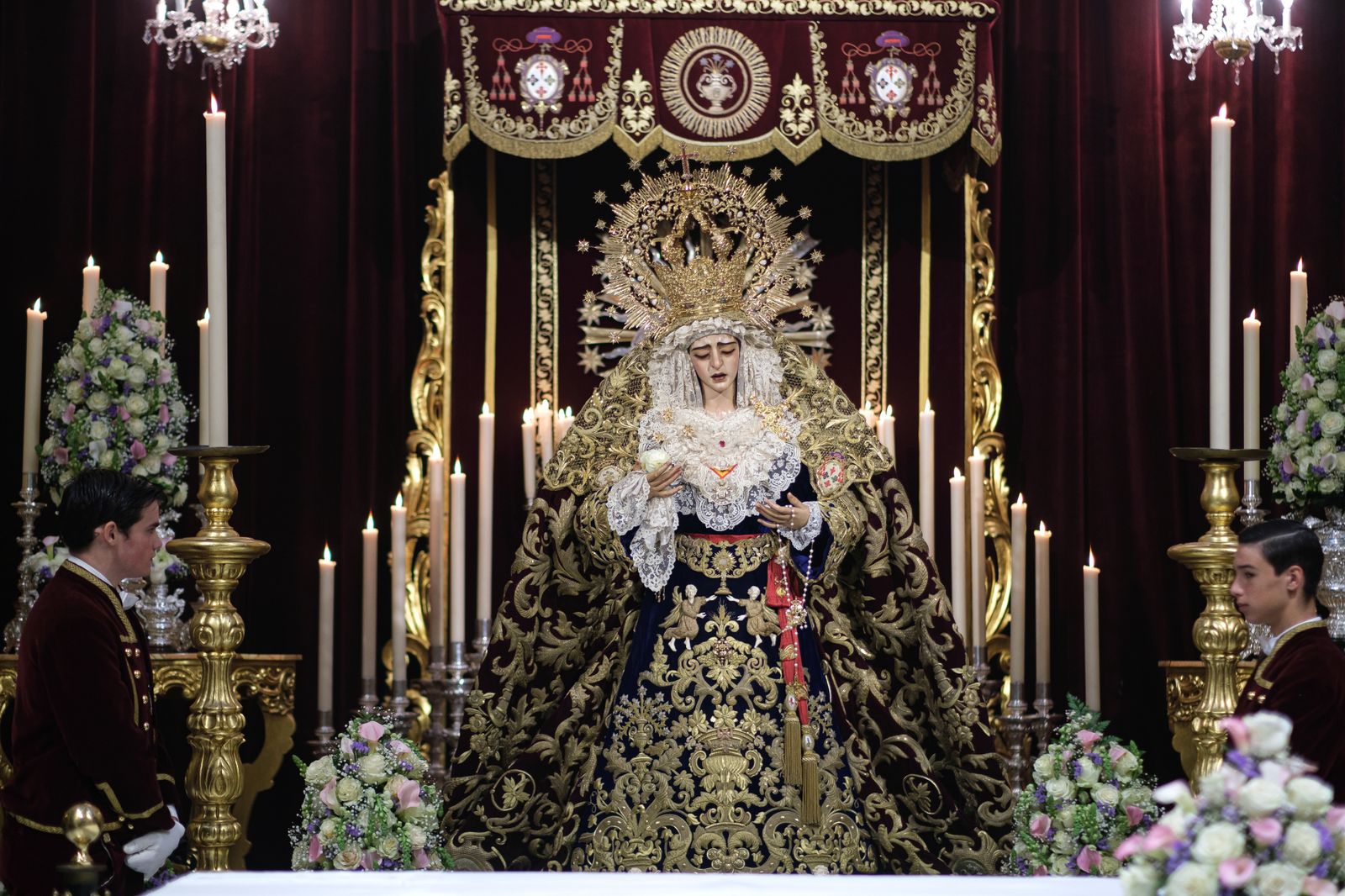 Las imágenes de la veneración a la Virgen de la Encarnación de San Benito