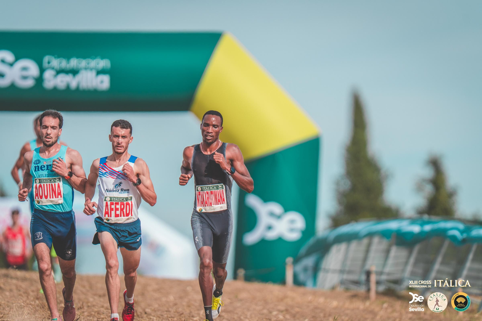 Búscate en las fotos del Cross de Itálica 2025 | 12