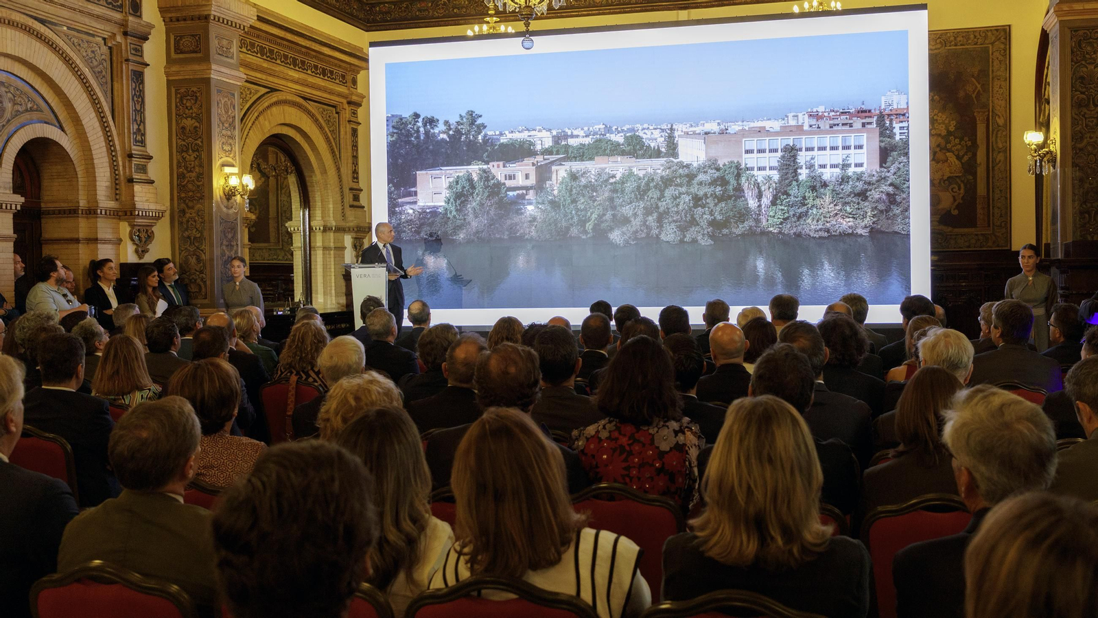 Presentación del proyecto Vera, de KKH, en la antigua fábrica de tabacos de Altadis
