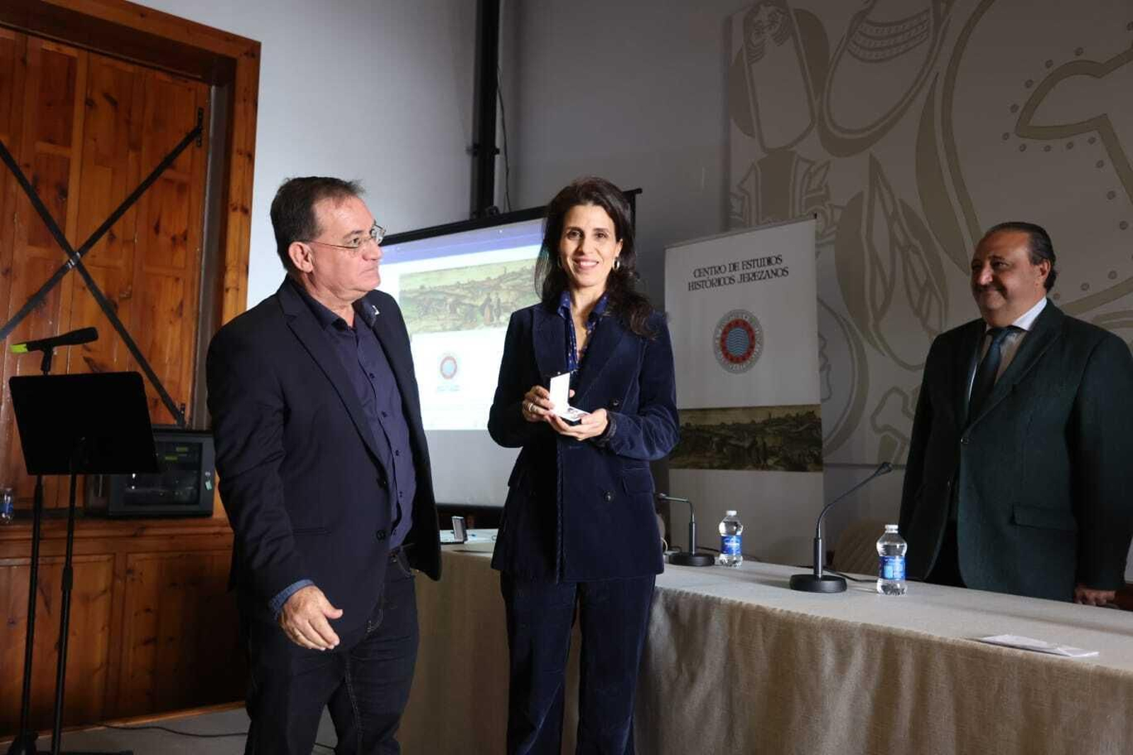 El Centro de Estudios Históricos Jerezanos (CEHJ) recibe a sus nuevos miembros