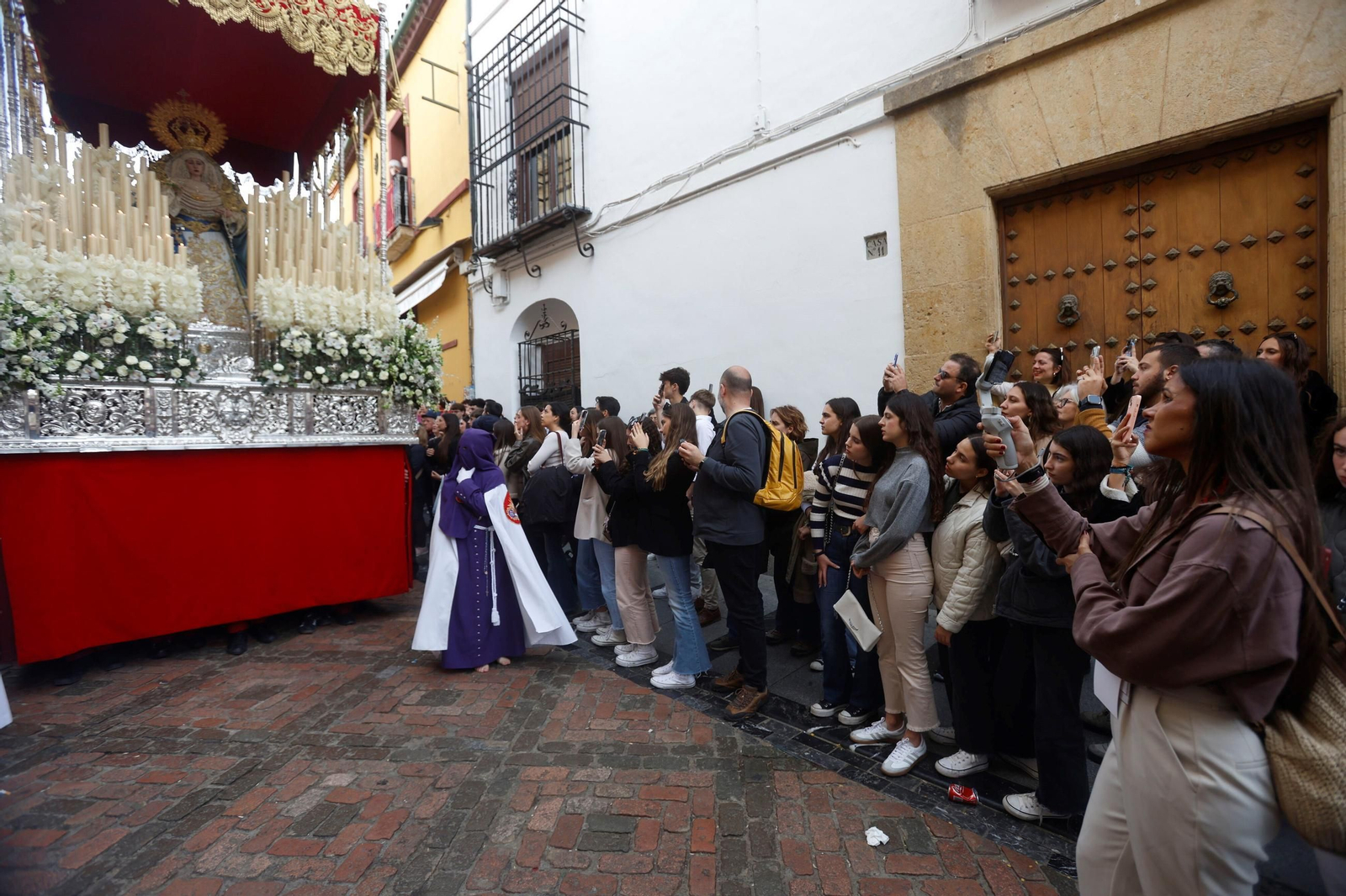 La procesión de la Agonía en este Martes Santo de Córdoba, en imágenes