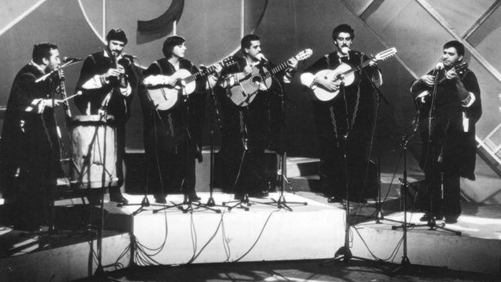 TIAHUANACO EN EL PROGRAMA GENTE JOVEN DE TVE.