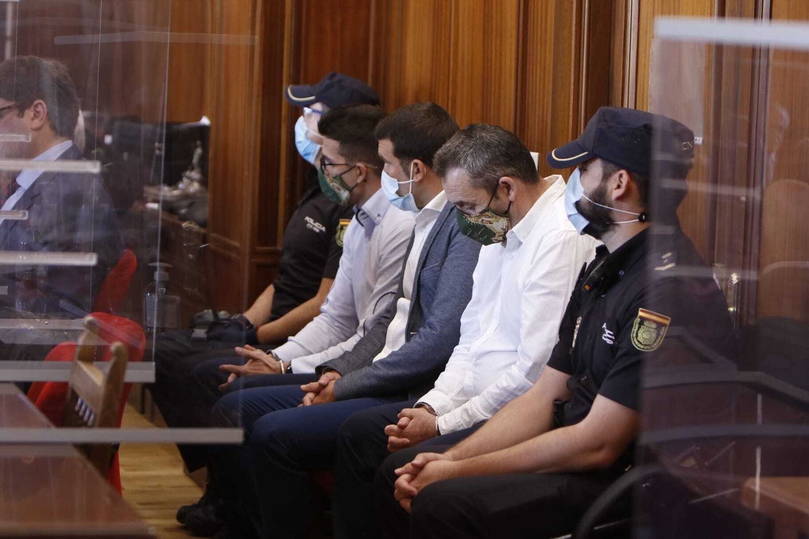 El padre y los dos hijos acusados de participar en una reyerta en Écija donde murió una persona