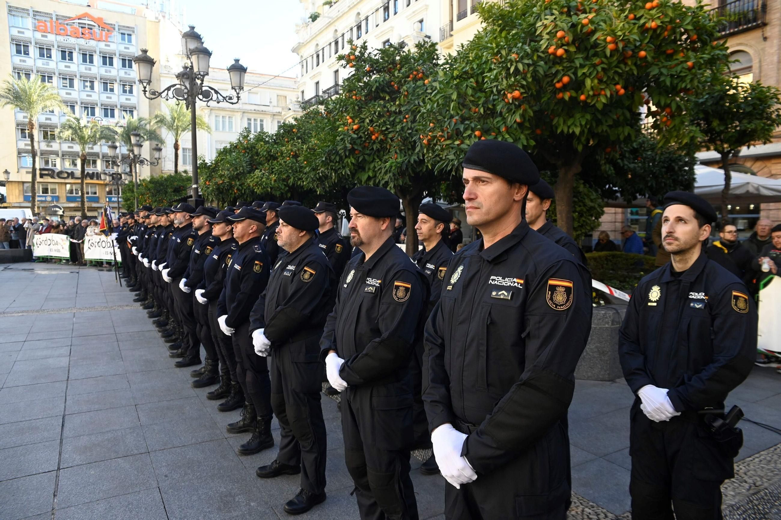 La Policía Nacional celebra los 201 años de su creación en Córdoba, en imágenes