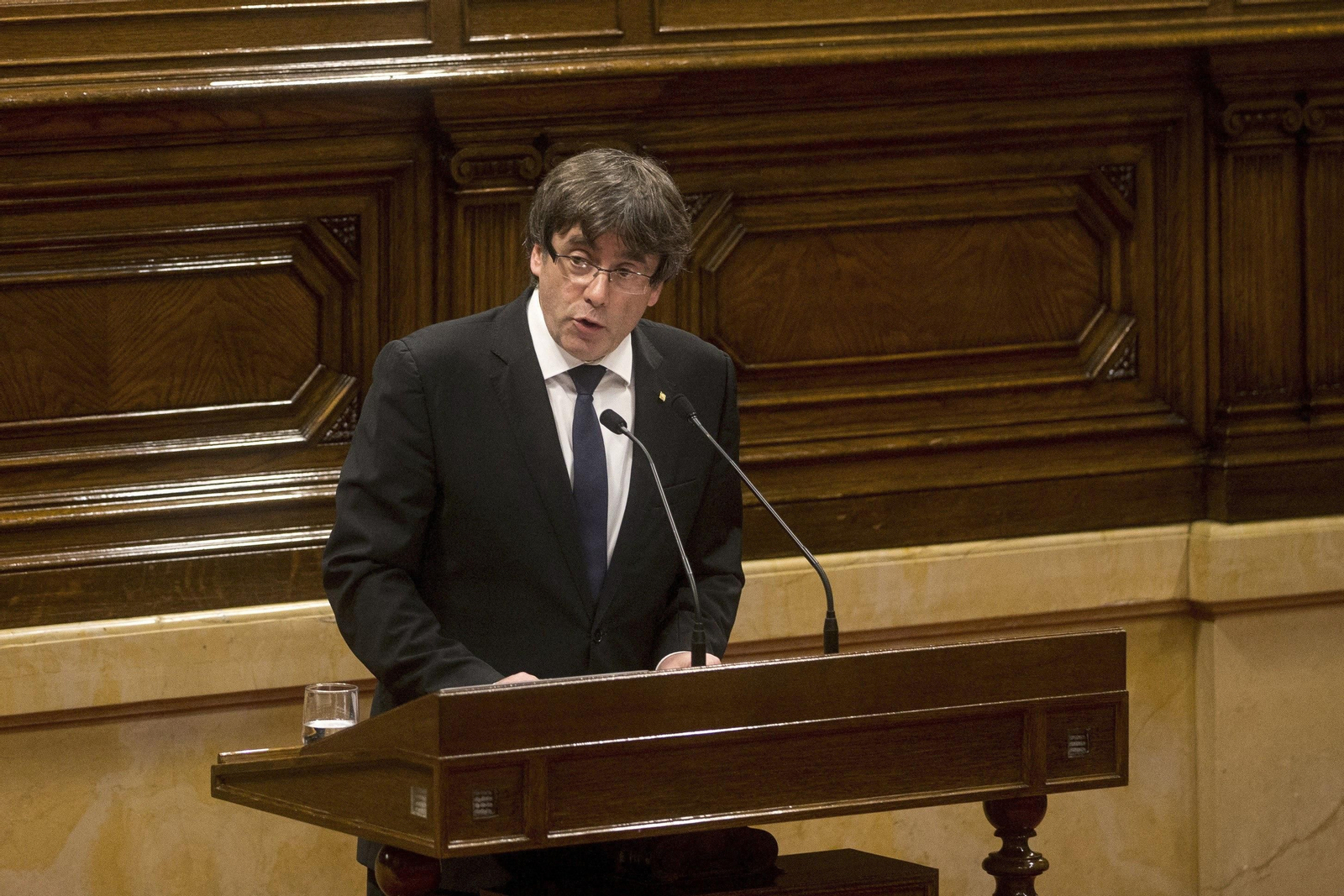 La declaración de la independencia catalana "en suspenso", en imágenes