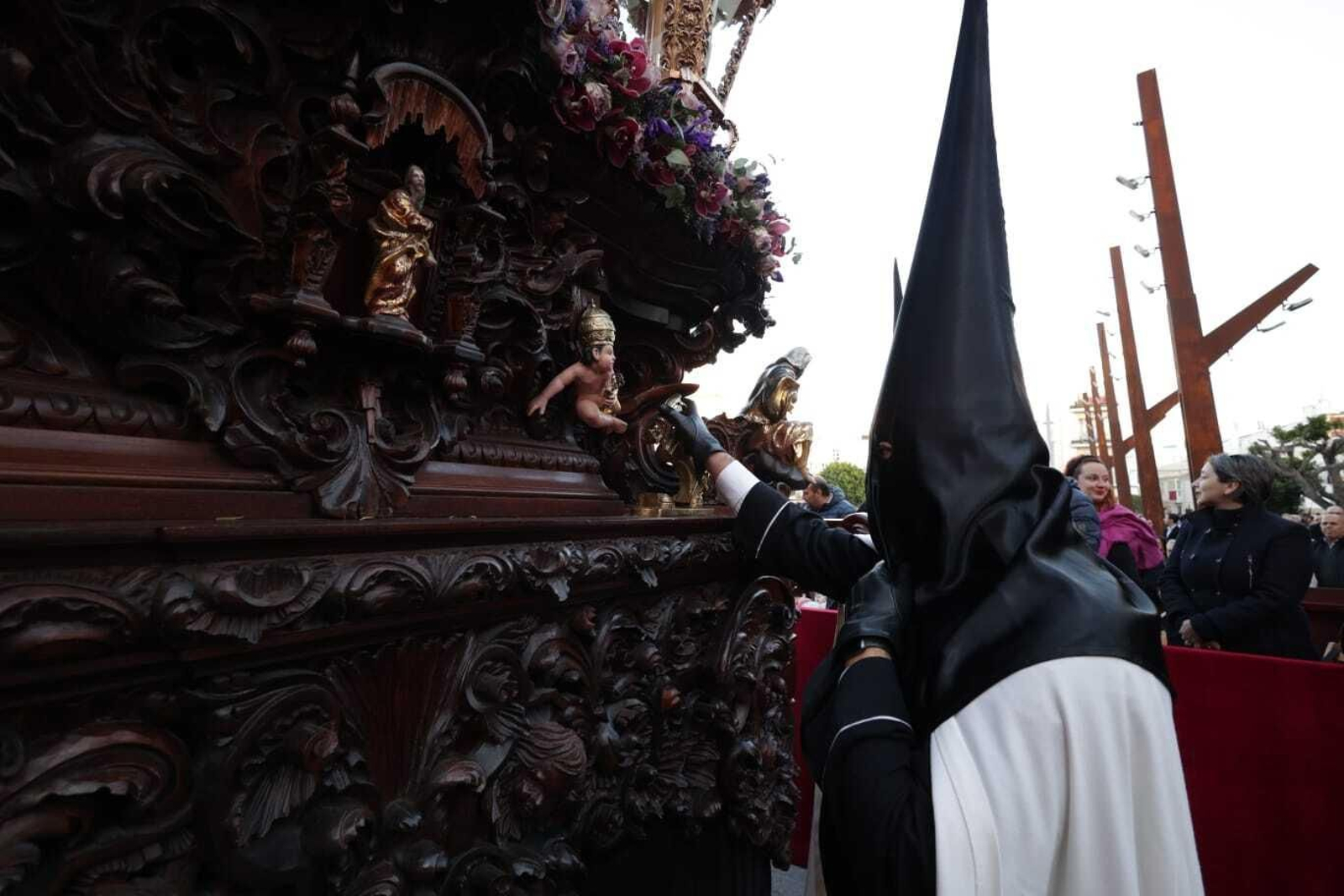 Las imágenes de la hermandad de la Soledad de la Semana Santa de San Fernando 2023