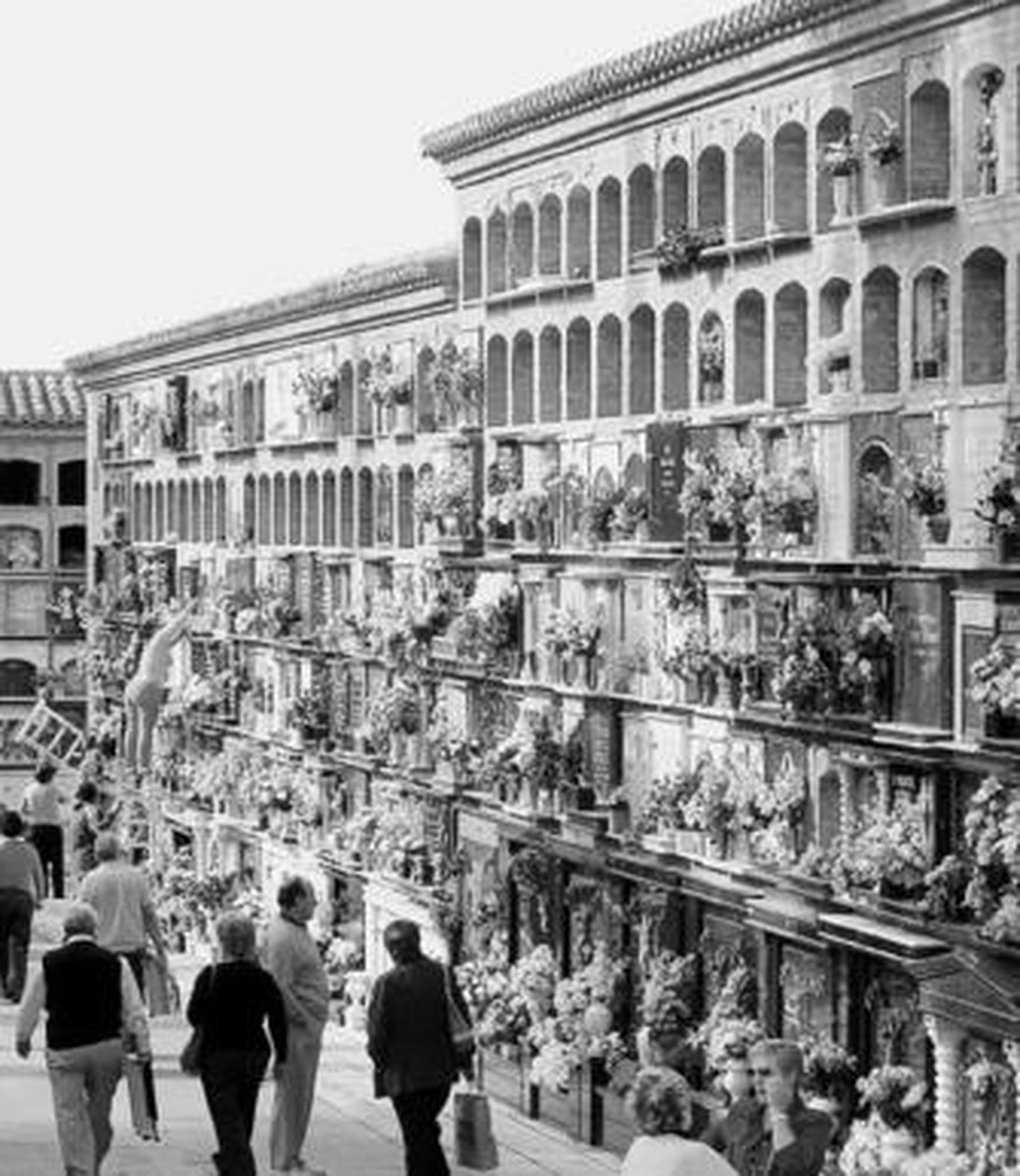 Las funerarias de la provincia ofrecen uno de los servicios más baratos del estudio.