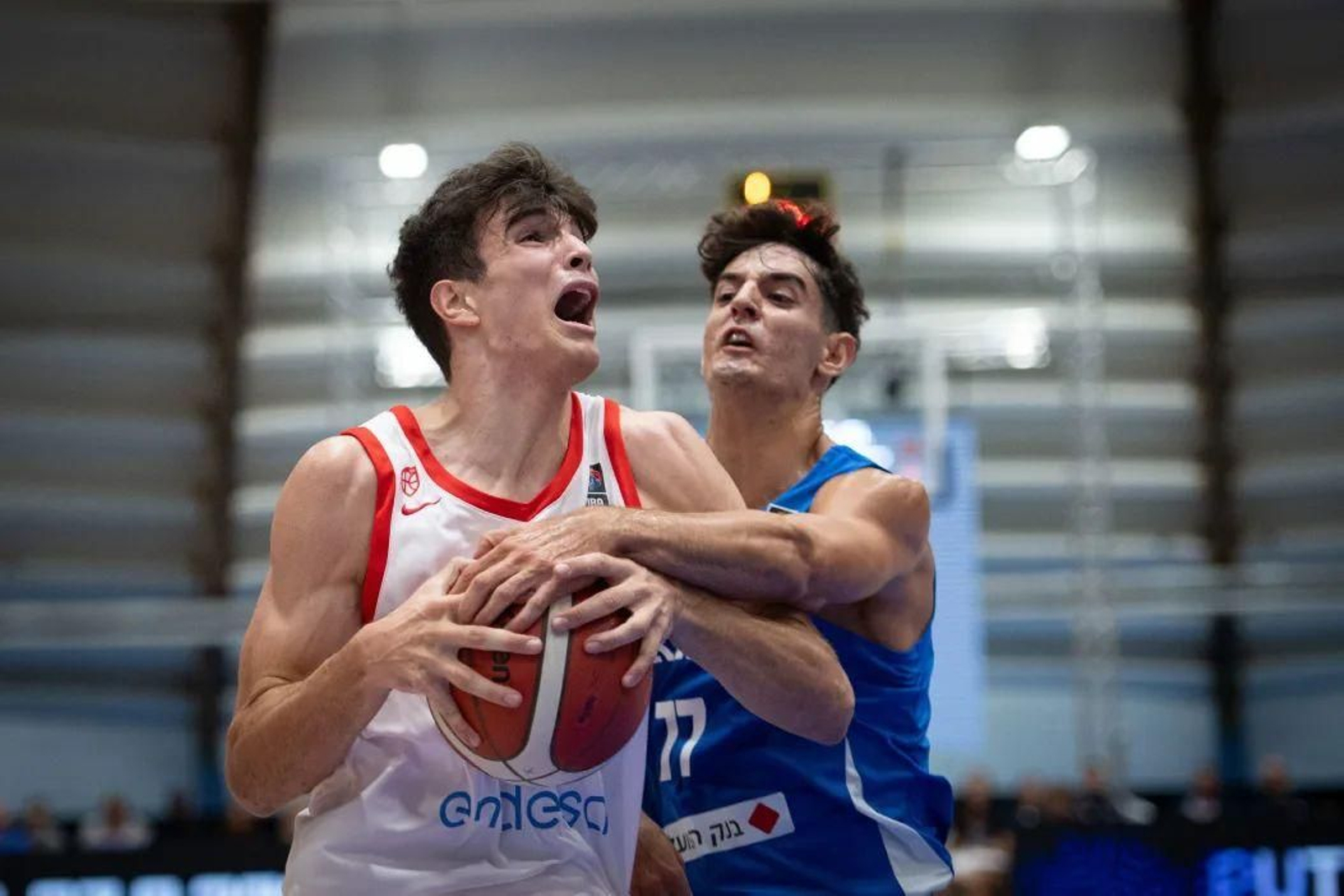 Europeo sub 18: Otro partidazo de Mario Saint Supéry, pero sin medalla