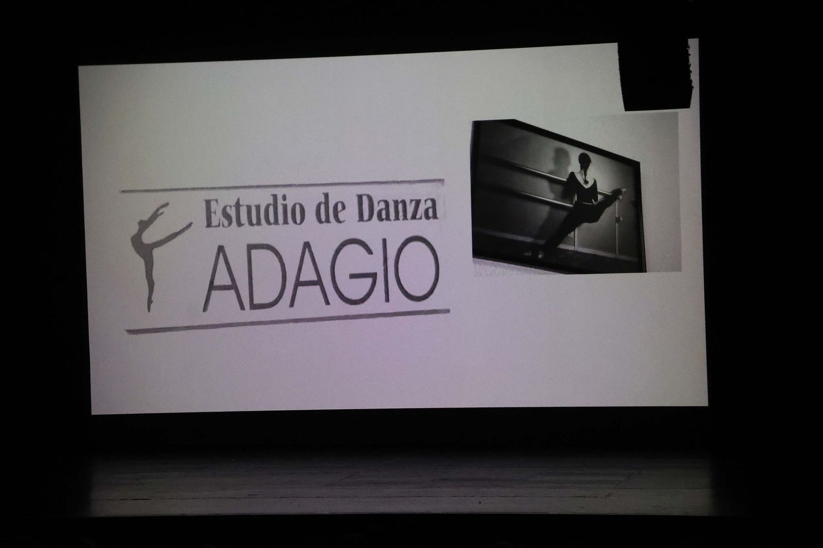 Fotos de la gala por el 45 aniversario del estudio de danza Adagio de Algeciras