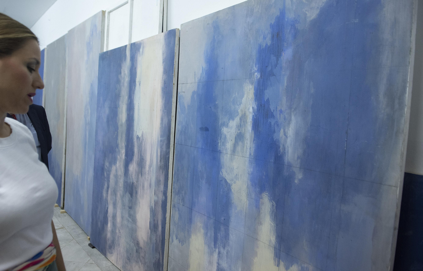 El CAAC incorpora a su colección ocho obras de la artista Carmen Laffón