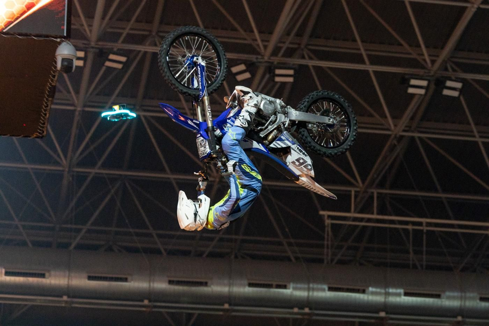 En imágenes: el Soloflow Freestyle enamora en Jaén con acrobacias y espectáculo en estado puro