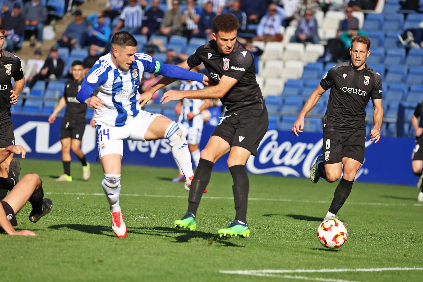 Las imágenes del encuentro entre el Recreativo de Huelva y el Ceuta