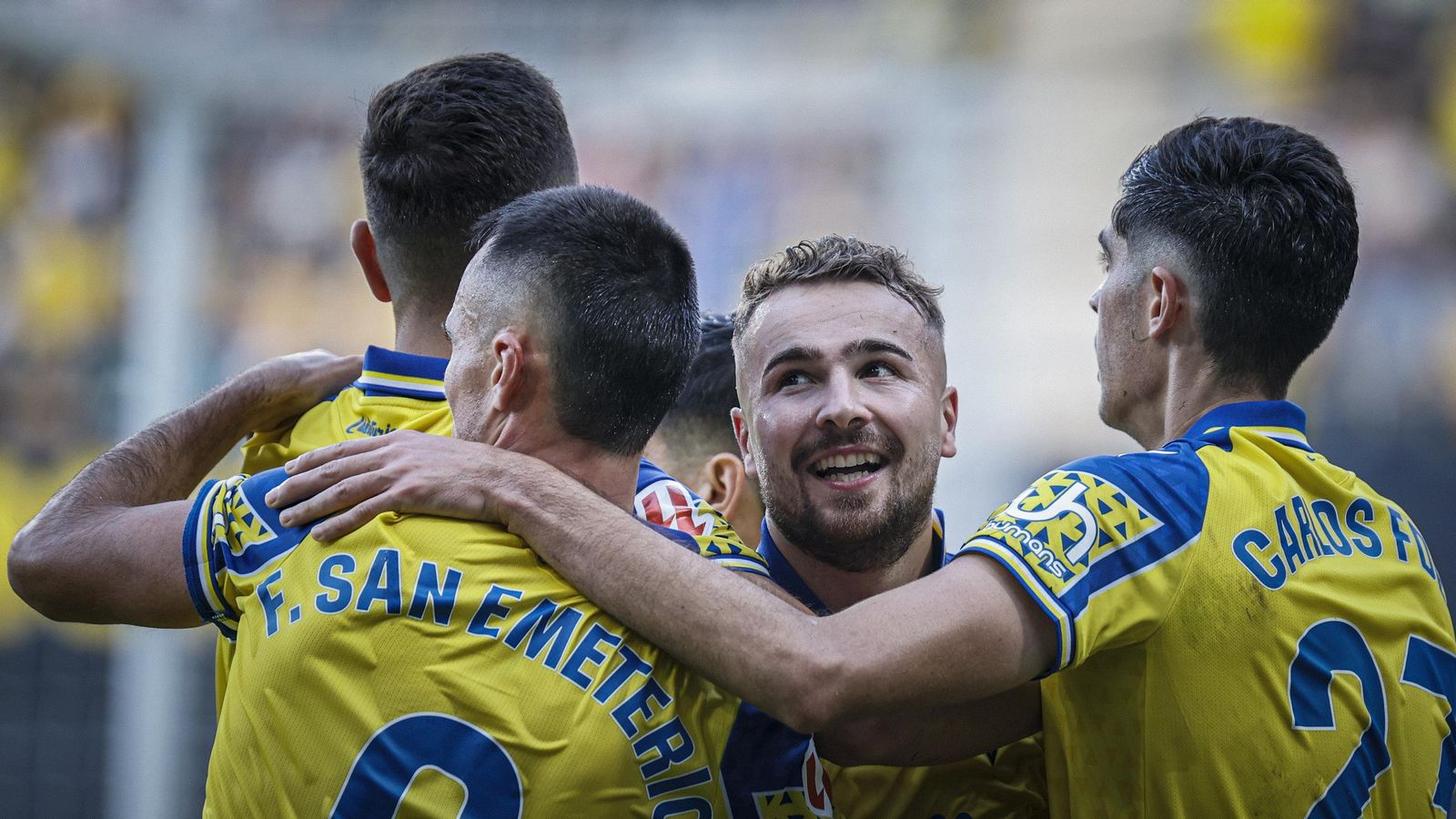 Búscate entre las imágenes del partido de fútbol entre Cádiz CF y Córdoba CF