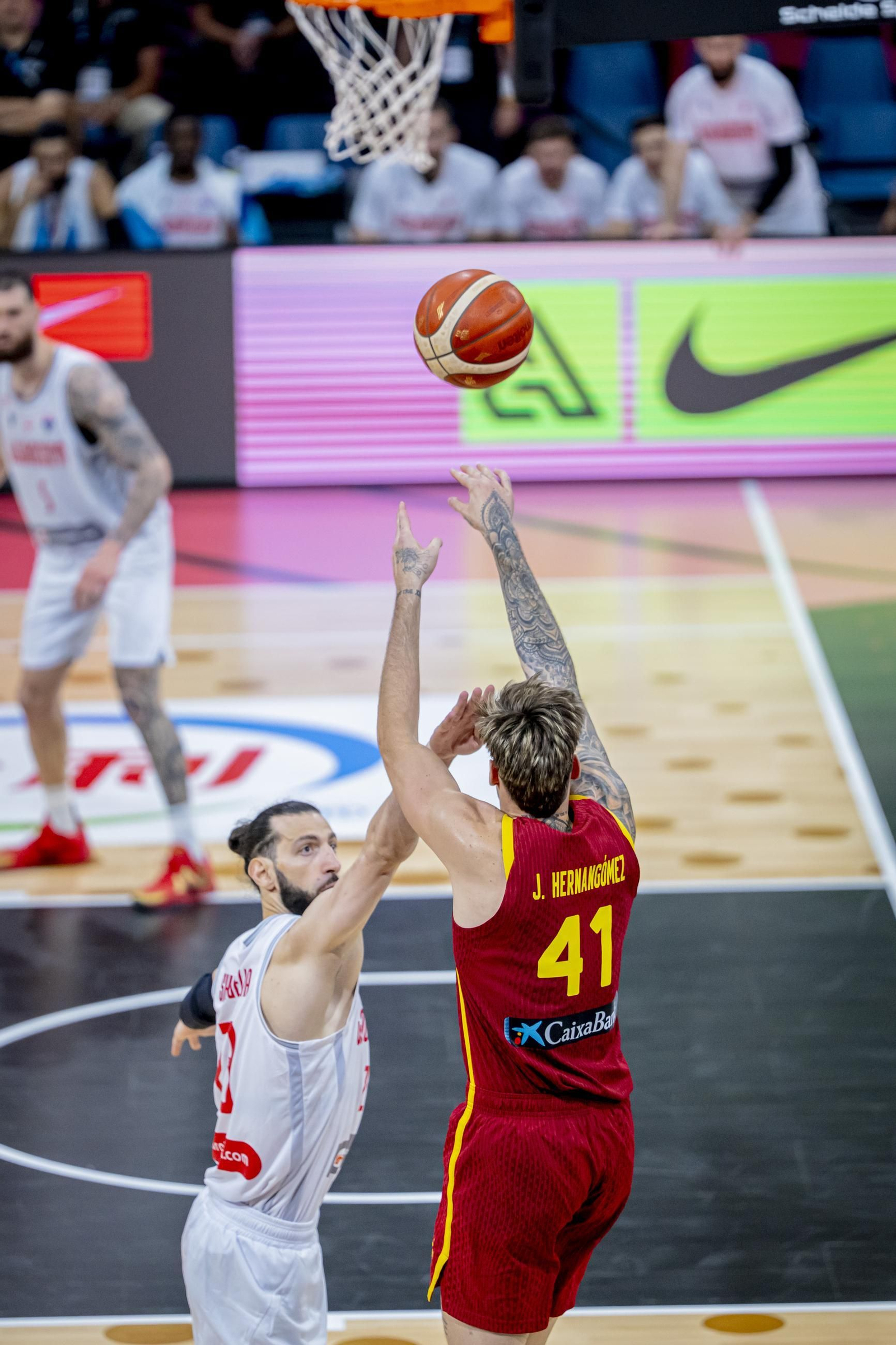 Las fotos del Georgia - España de baloncesto