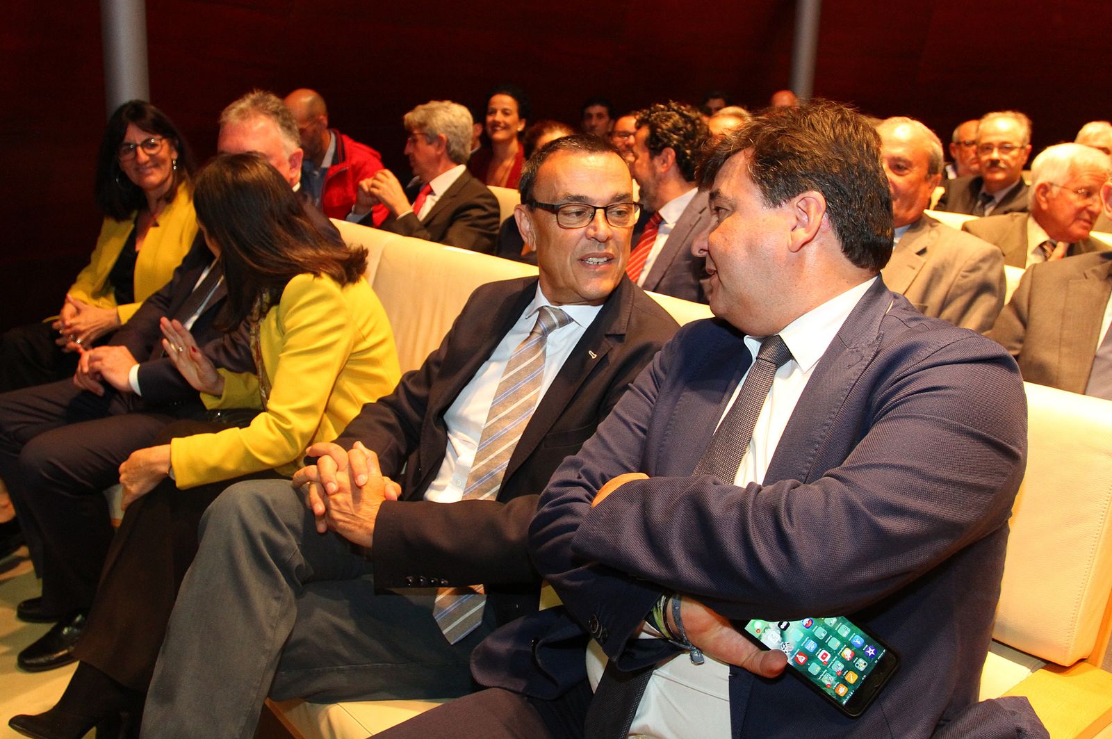 Imágenes de la toma de posesión del nuevo presidente del Puerto de Huelva, José Luis Ramos.