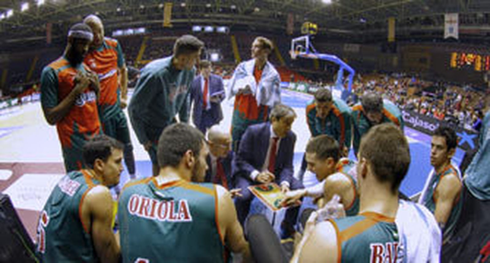 El interés sigue sobre la mesa