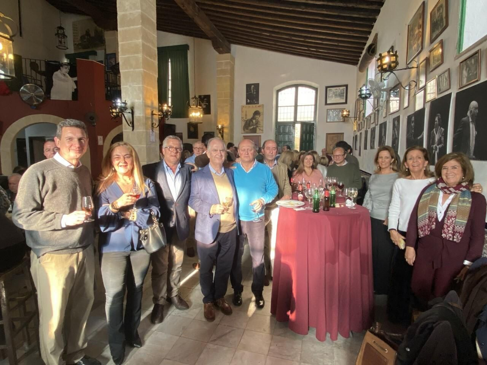 Imágenes de la zambomba de socios en Don Antonio Chacón